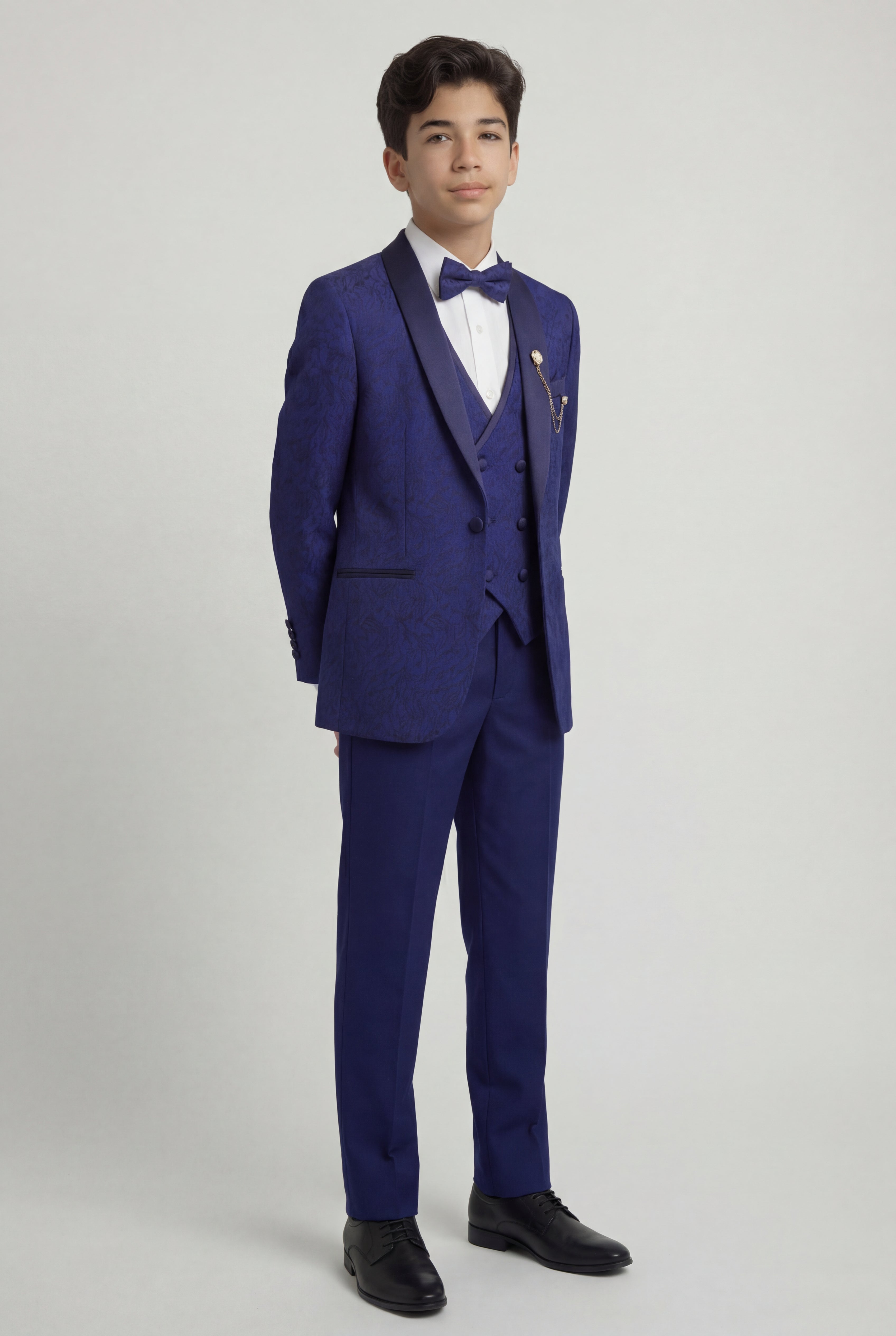 Boys 5-Piece Parliament Jacquard Tuxedo Suit Side Picture