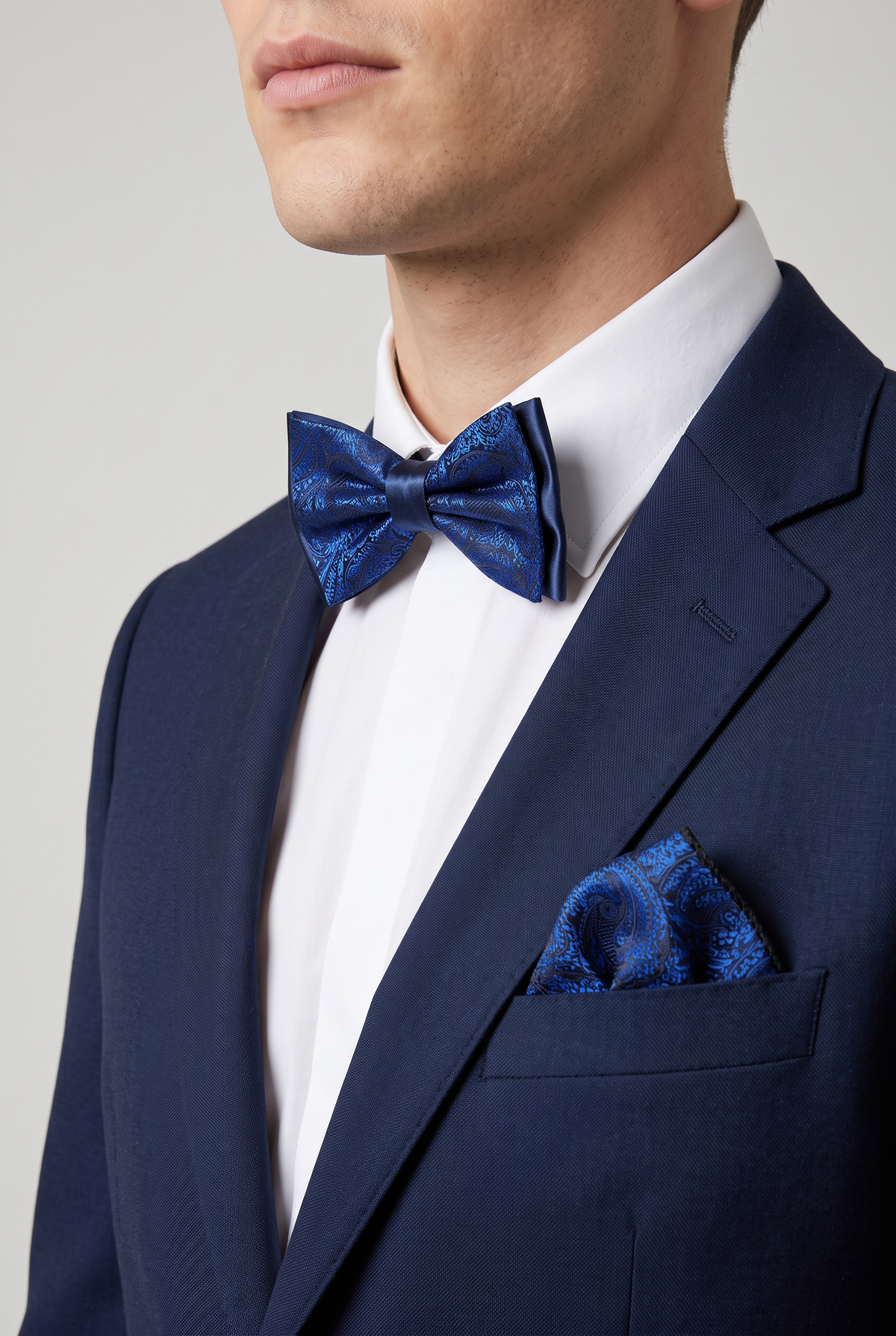 Boys & Men's Paisley Bow Tie and Hanky Set - Navy Picture