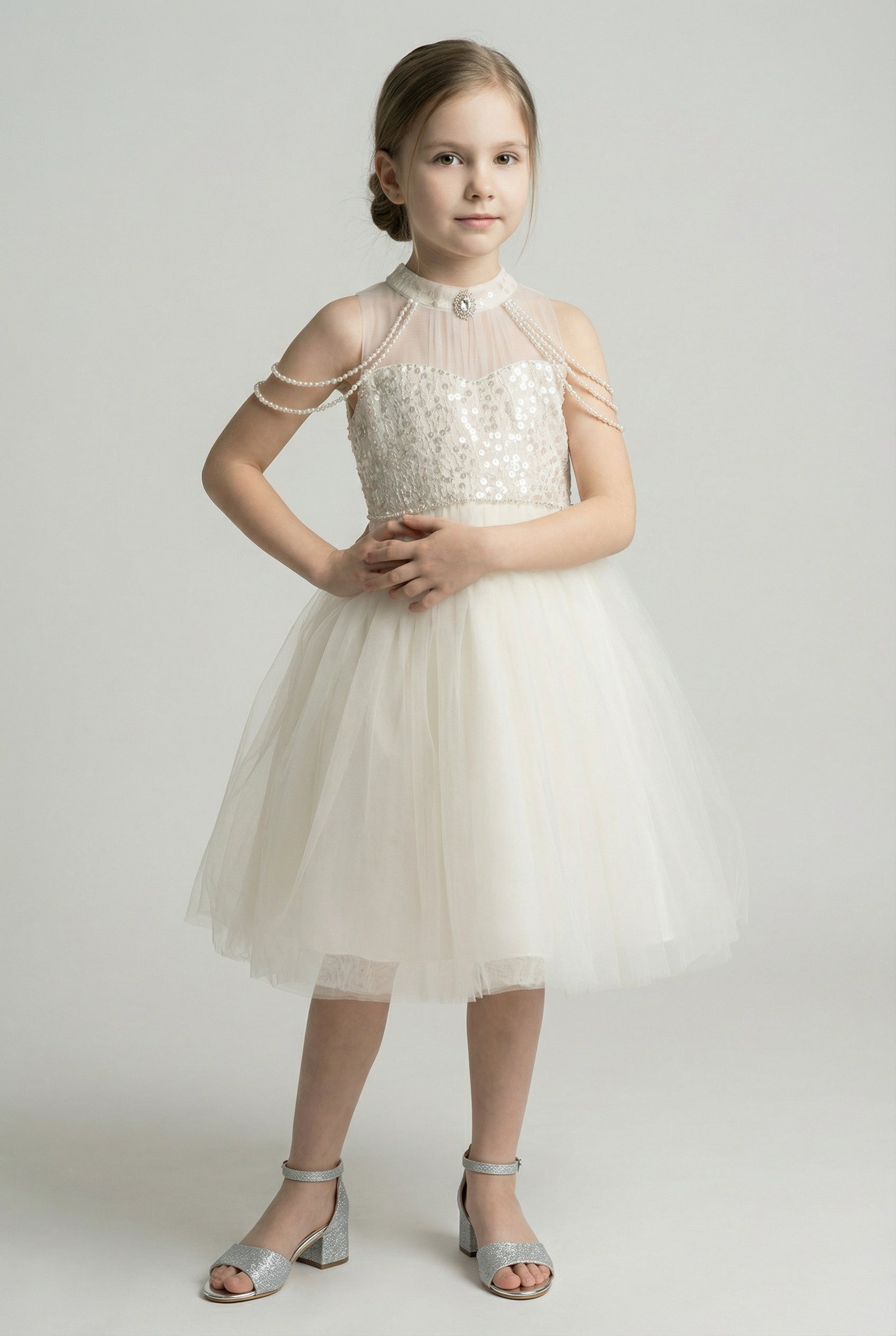 Girls Pearl-Chain Sequin Bodice Tulle Dress - Leni - Ivory Model Picture