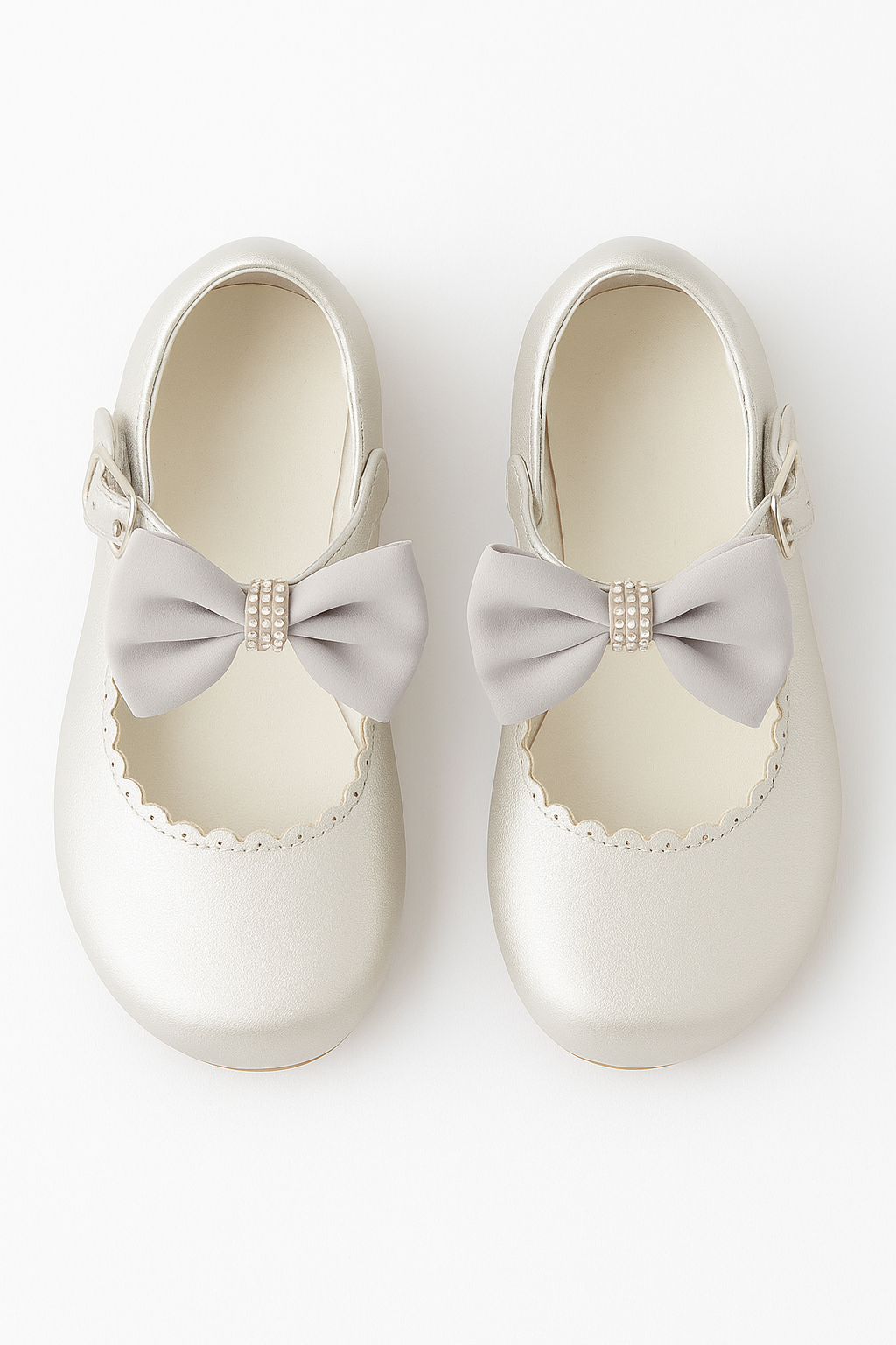 Girls Rhinestone Mary Jane Shoes with Bow – ZURI - Silver Front Picture