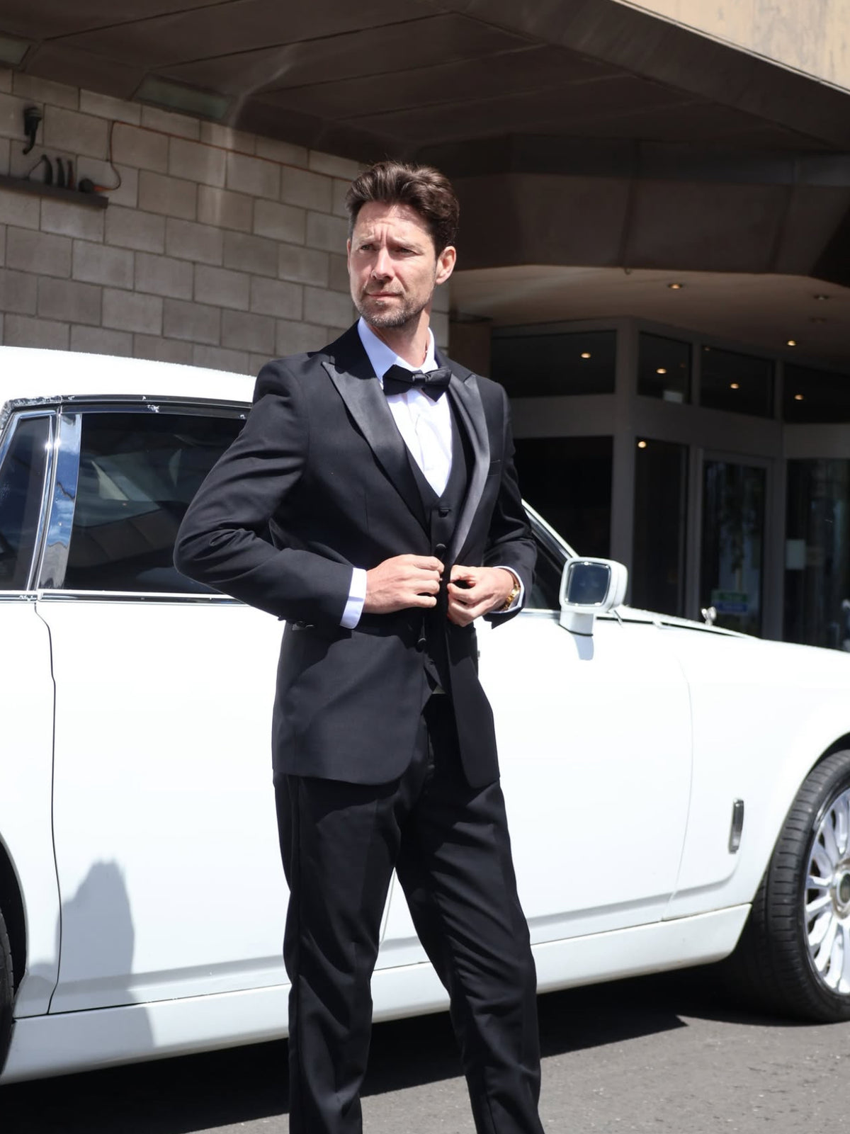Men’s 3-Piece Satin Lapel Tuxedo Suit - Robert Simon Edward Black