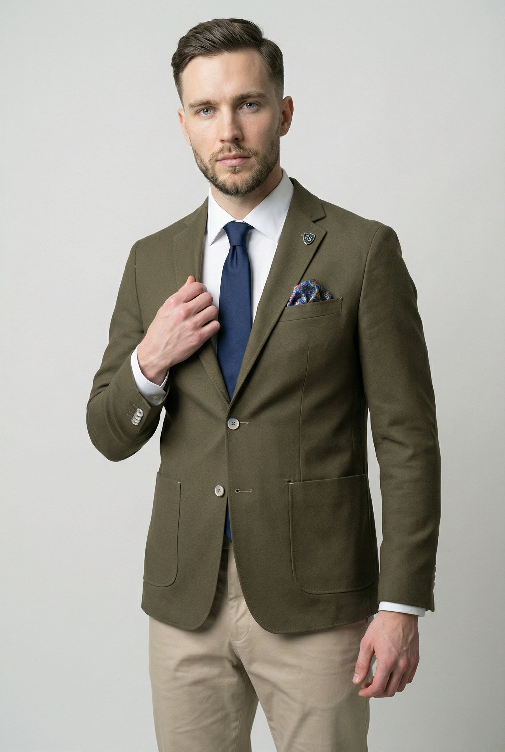 Men’s Cotton Twill Blazer with Patch Pockets - Theo - Green Model Picture