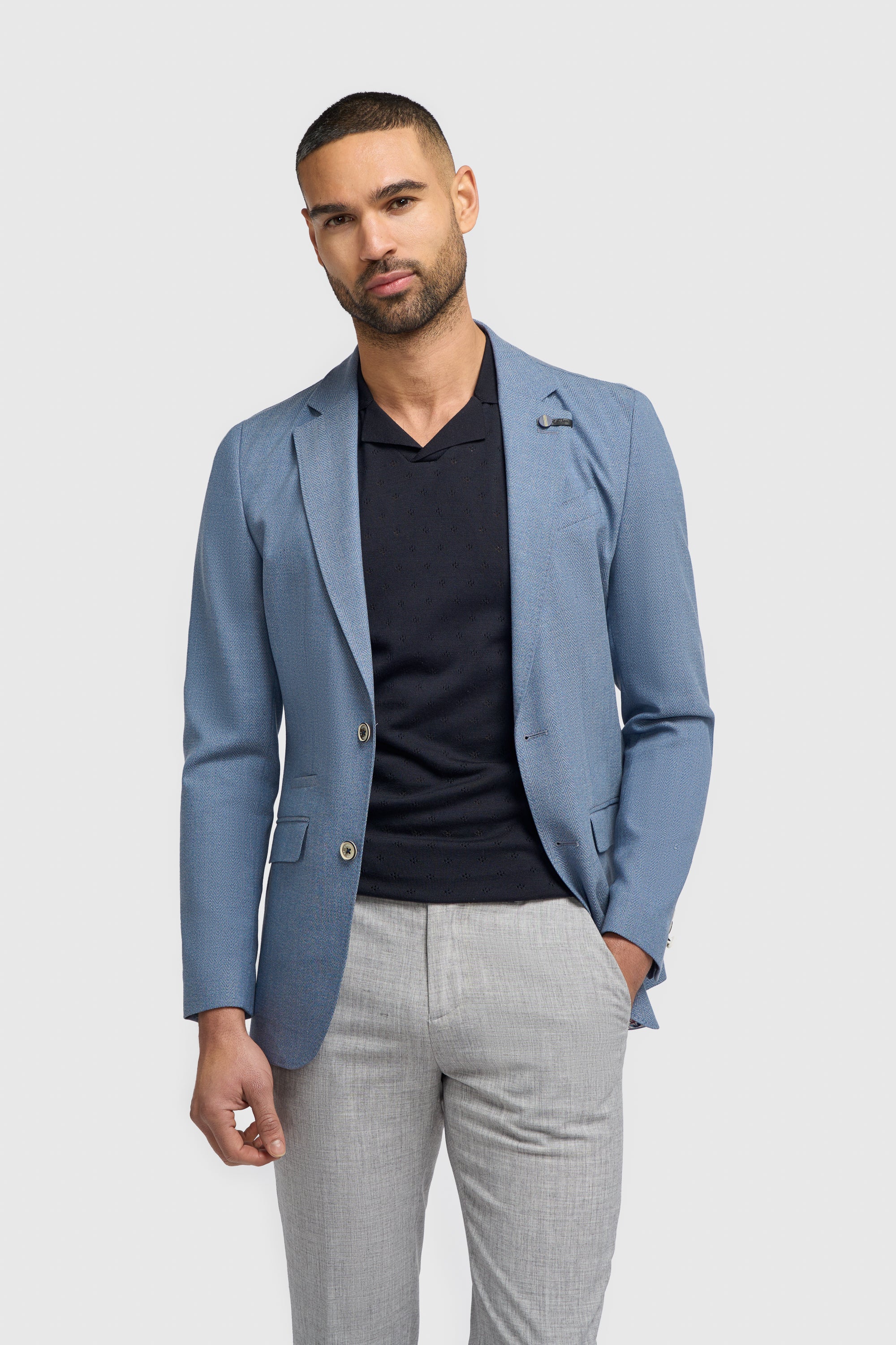 Men’s Herringbone Twill Blazer - Kovan - Sky Blue Model Picture