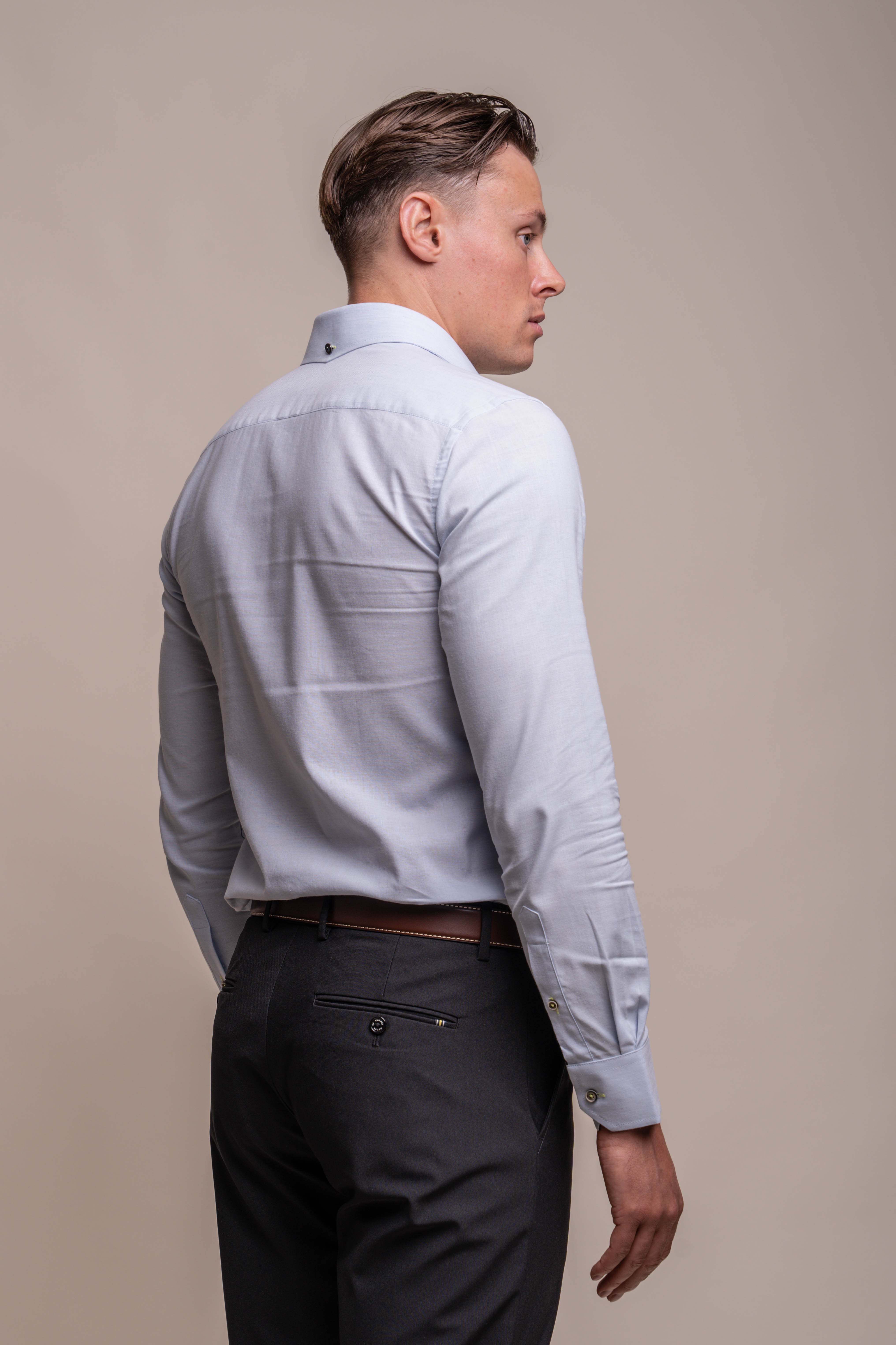 Men's Long Sleeves Linen Shirt - JORDI - Sky Blue Model Back Picture