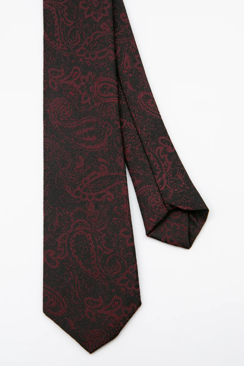 Men’s Paisley Slim Tie & Pocket Square Set in Burgundy Tie Front Picture