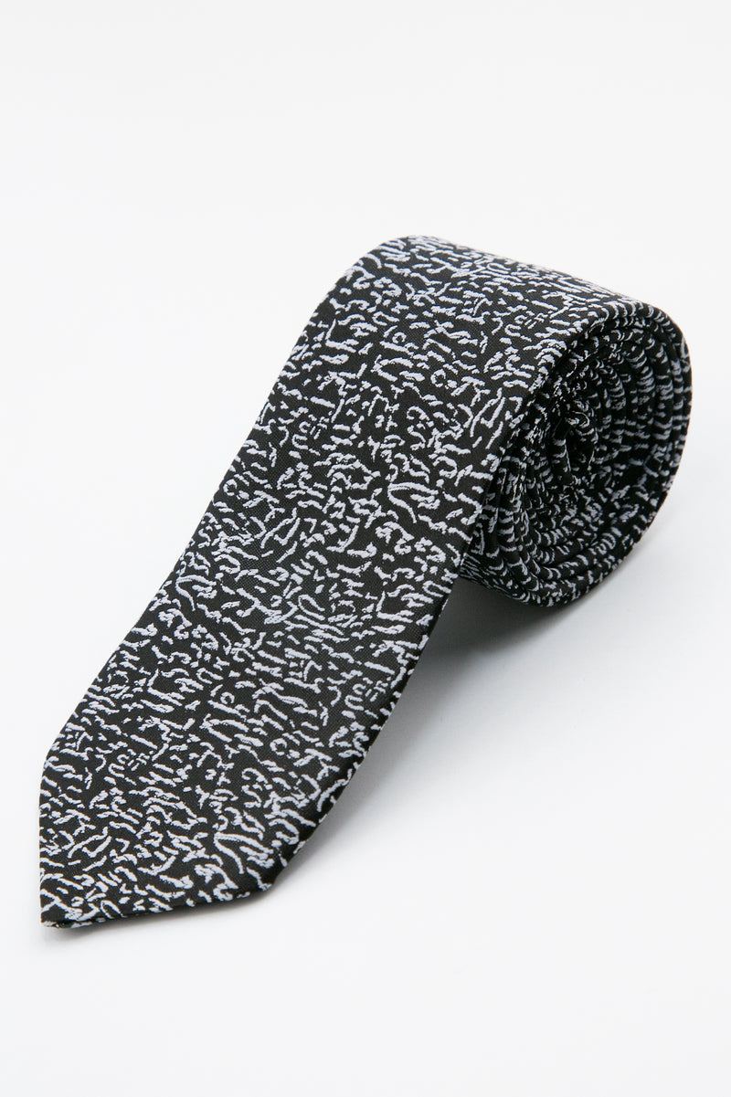 Men’s Pebble Textured Slim Tie & Pocket Square Set in Silver