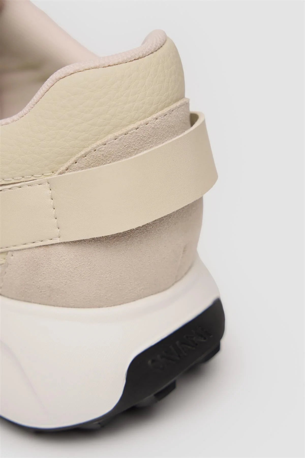 Men’s Suede-Accented Casual Trainers - Canbera White