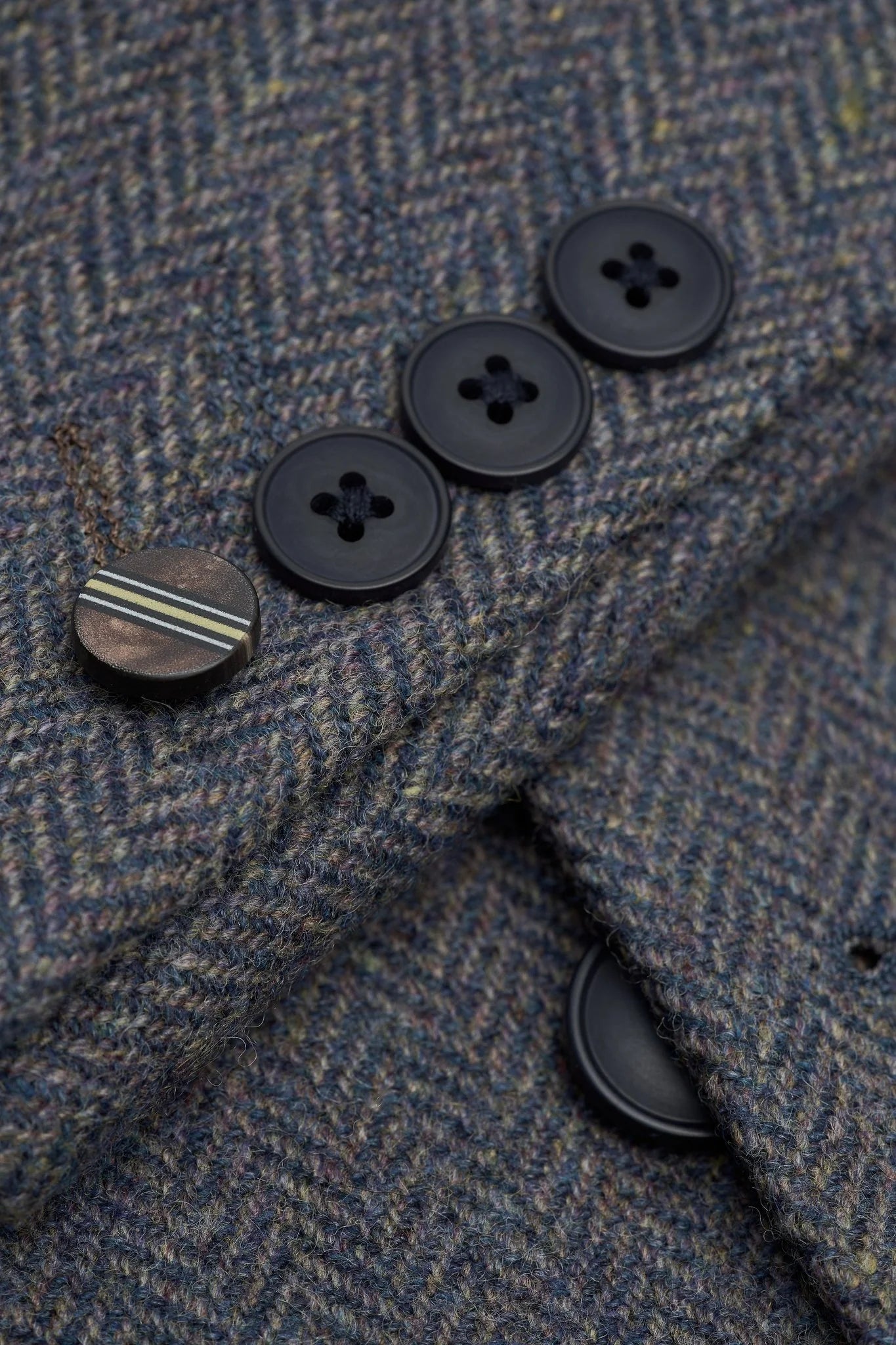Men’s Wool Herringbone Tweed Suit Jacket - Thomas - Savoy Grey Fabric Picture