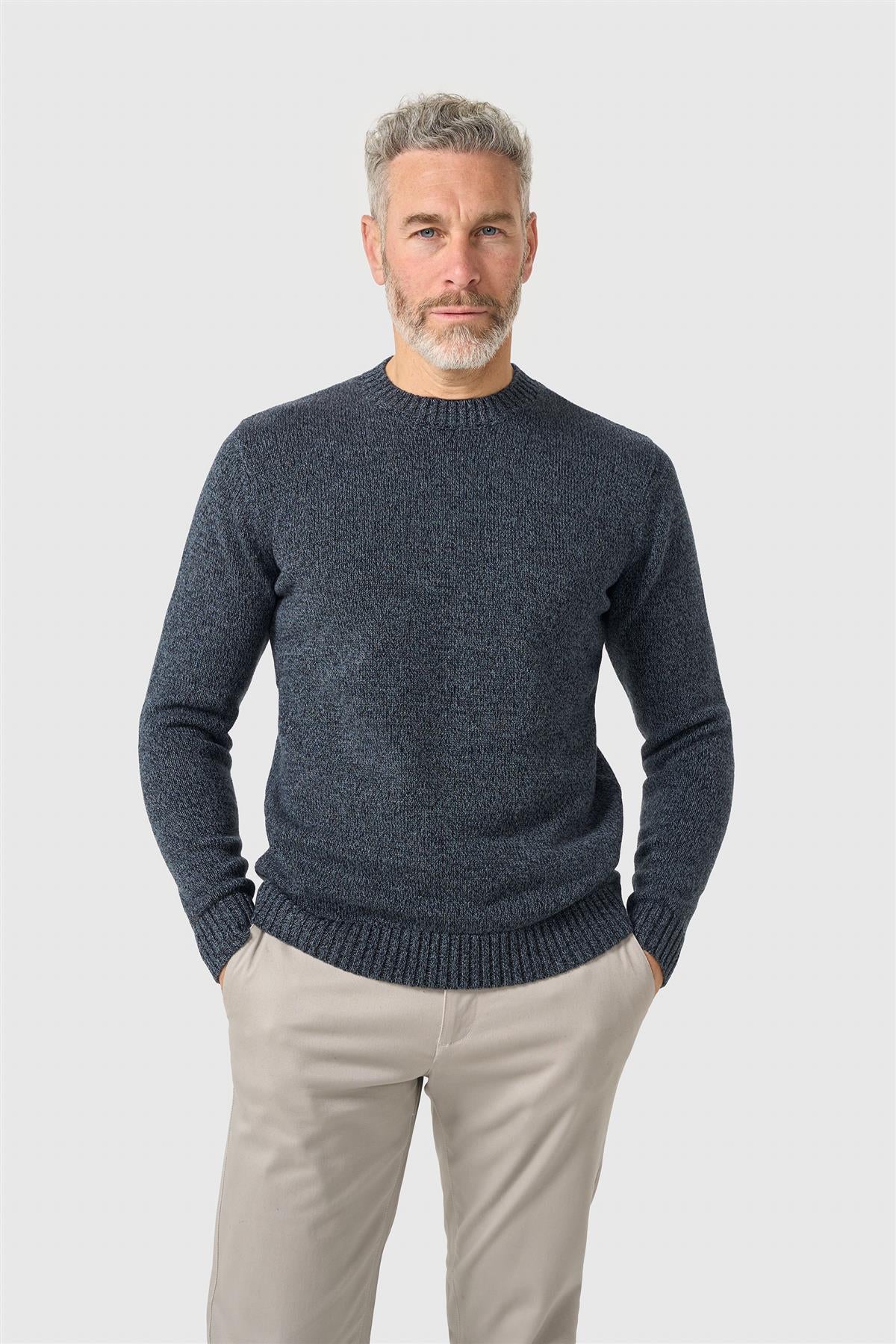 Men's Cotton Knitted Crew Neck Jumper – Cavani Sakki Blue model picture