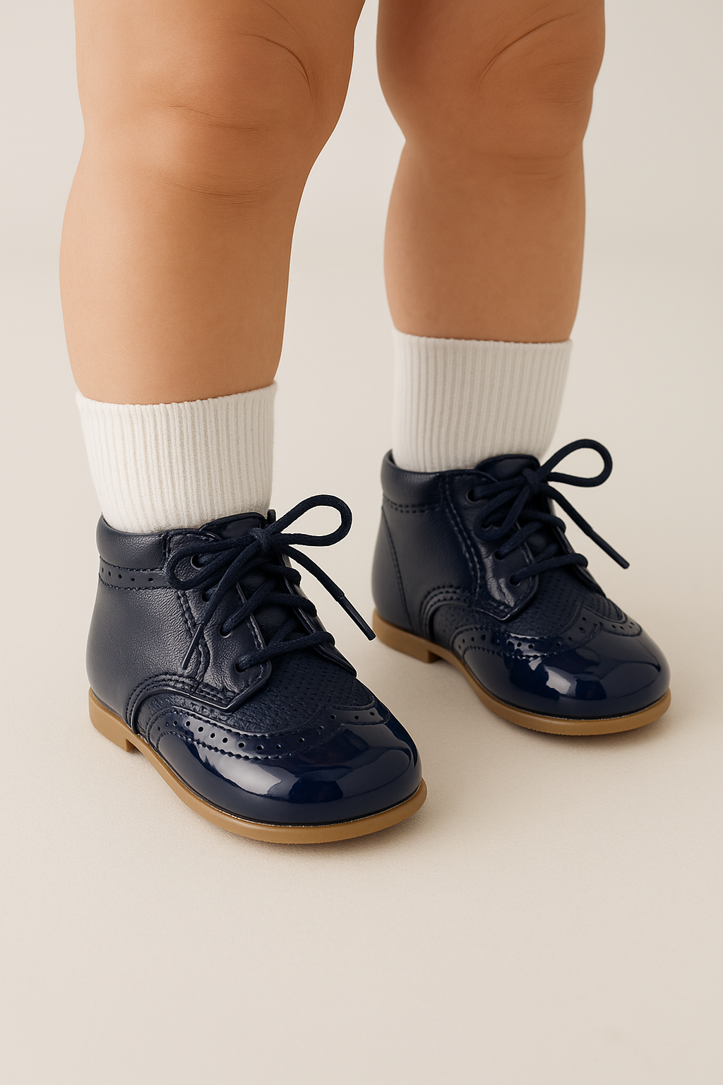 Baby & Boys Two-tone Leather Brogue Shoes ANTONIO - Navy Blue Model Picture