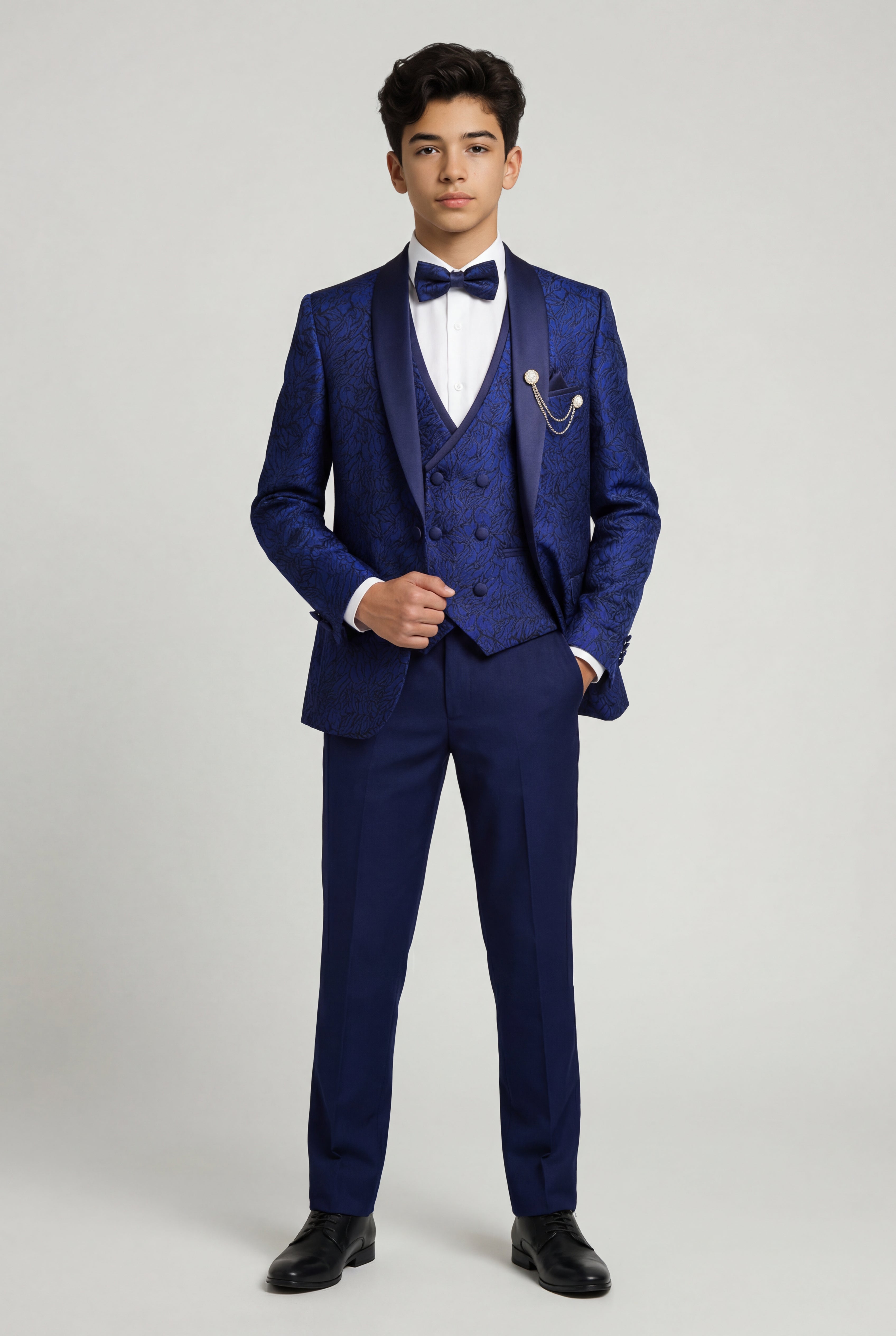 Boys 5-Piece Parliament Jacquard Tuxedo Suit Model Front Picture