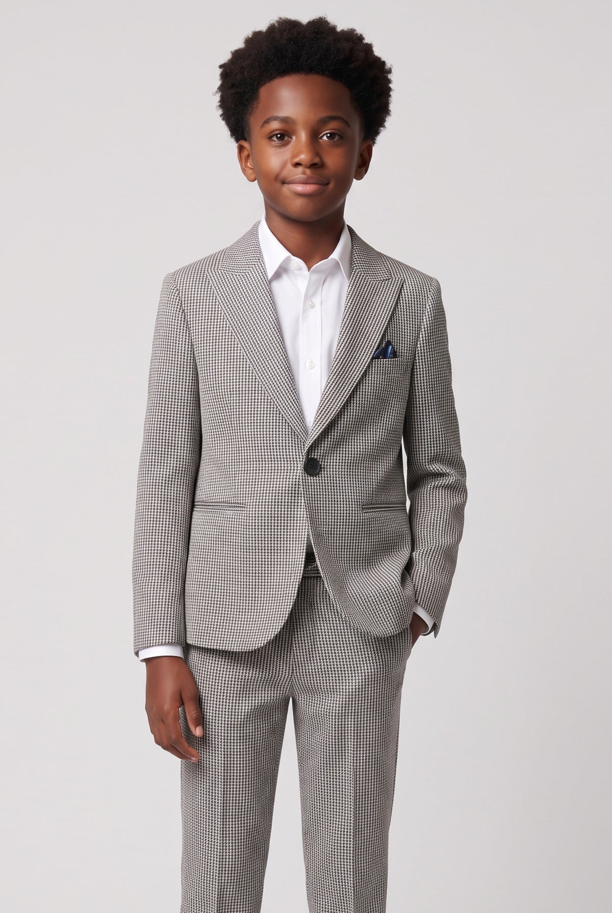 Boys White and Black 2-Piece Mini Tweed Houndstooth Suit - ORME Model Picture
