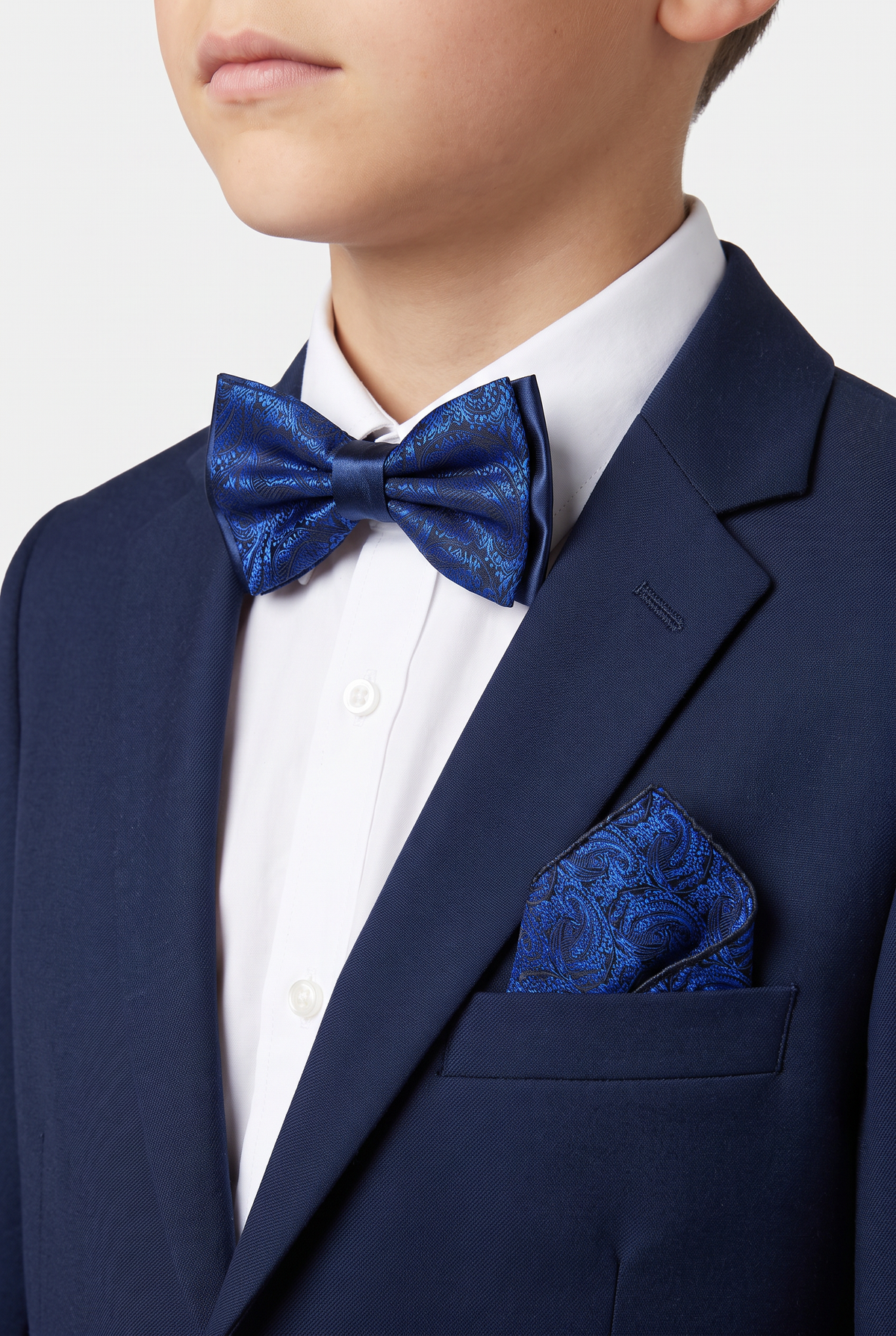Boys & Men's Paisley Bow Tie and Hanky Set - Navy Model Picture