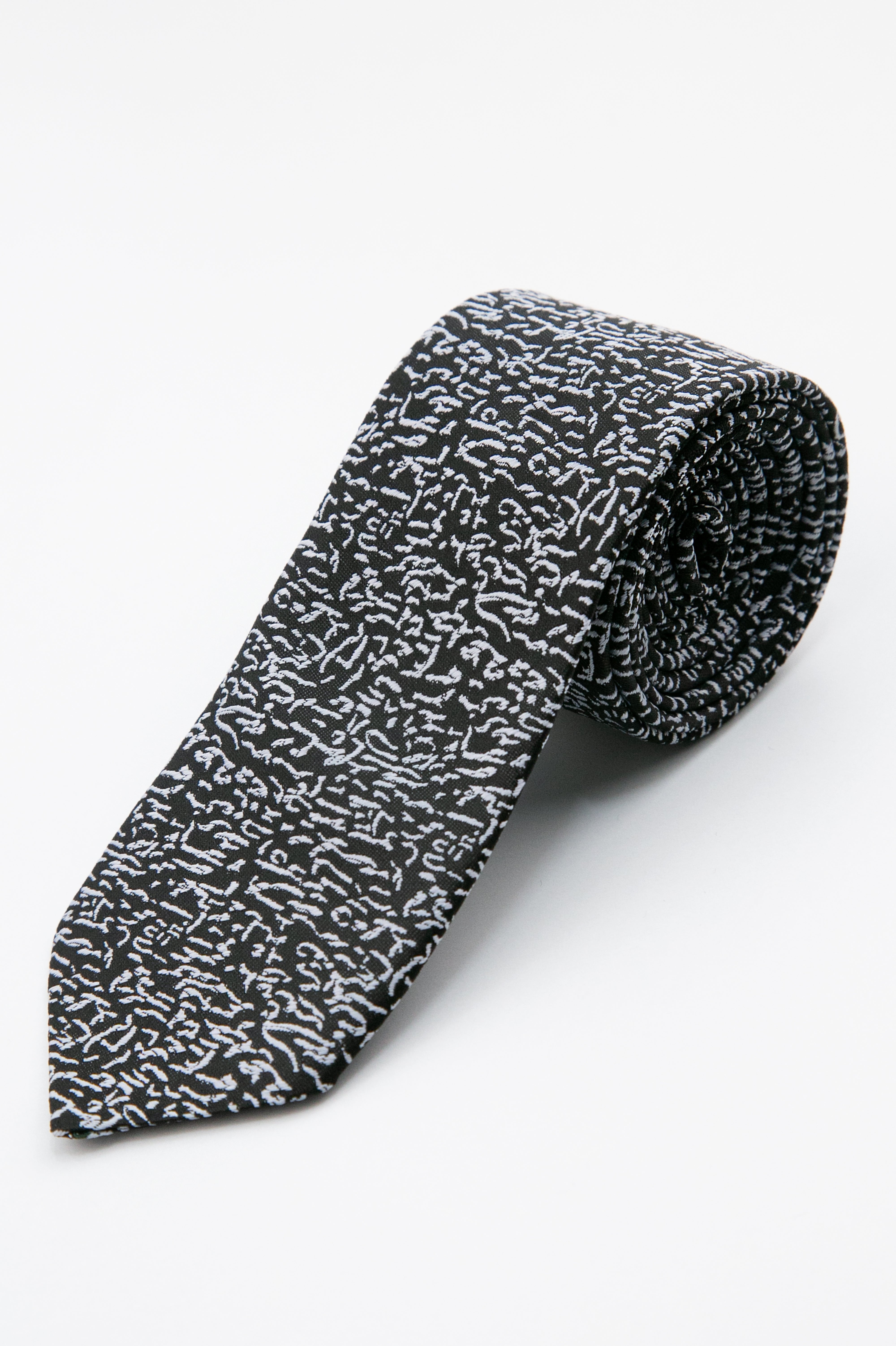 Boys’ Pebble Texture Slim Tie & Pocket Square Set - Silver Tie Picture