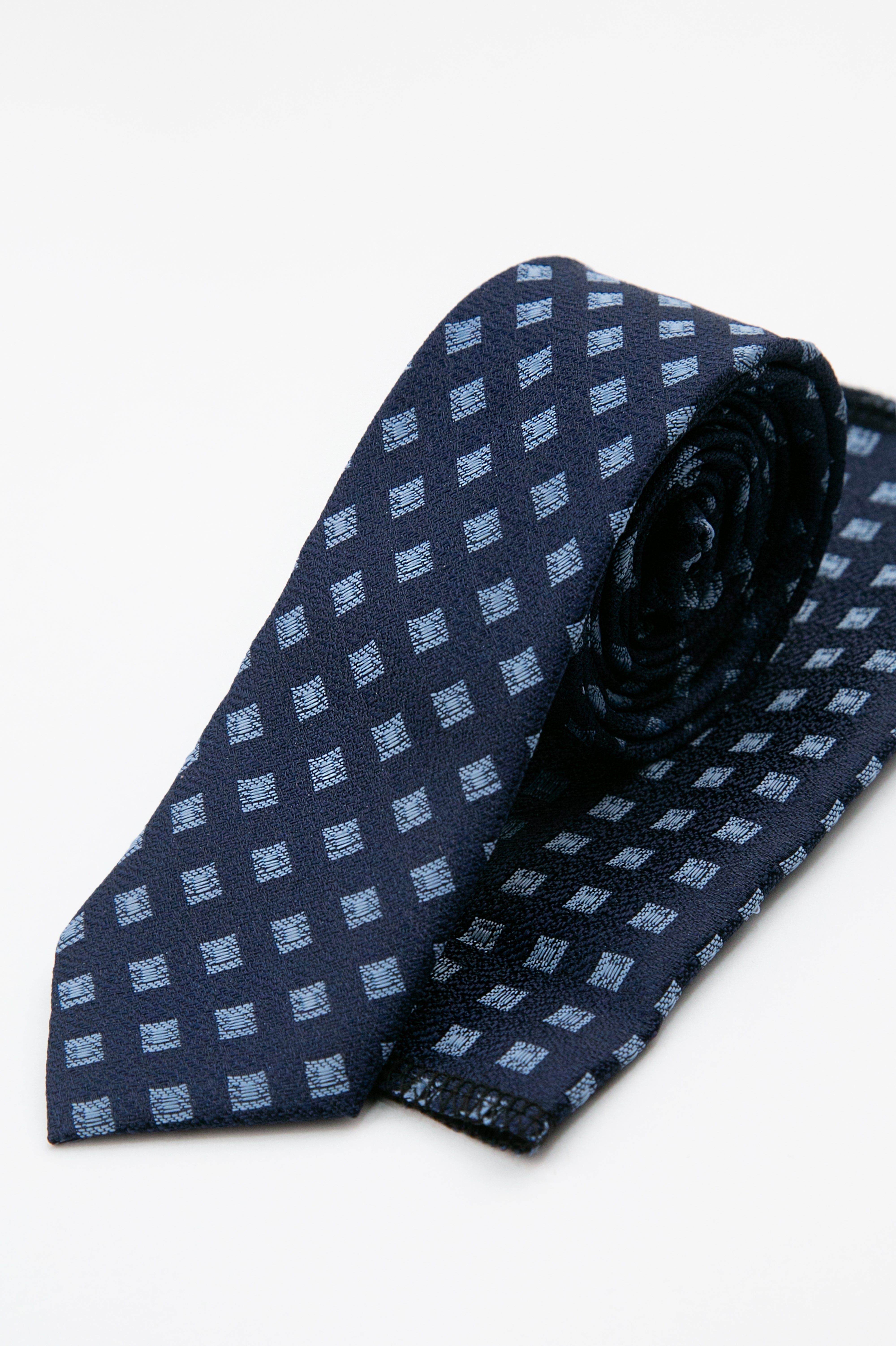 Boys’ Textured Diamond Slim Tie & Hanky Set - Navy Blue Set Picture