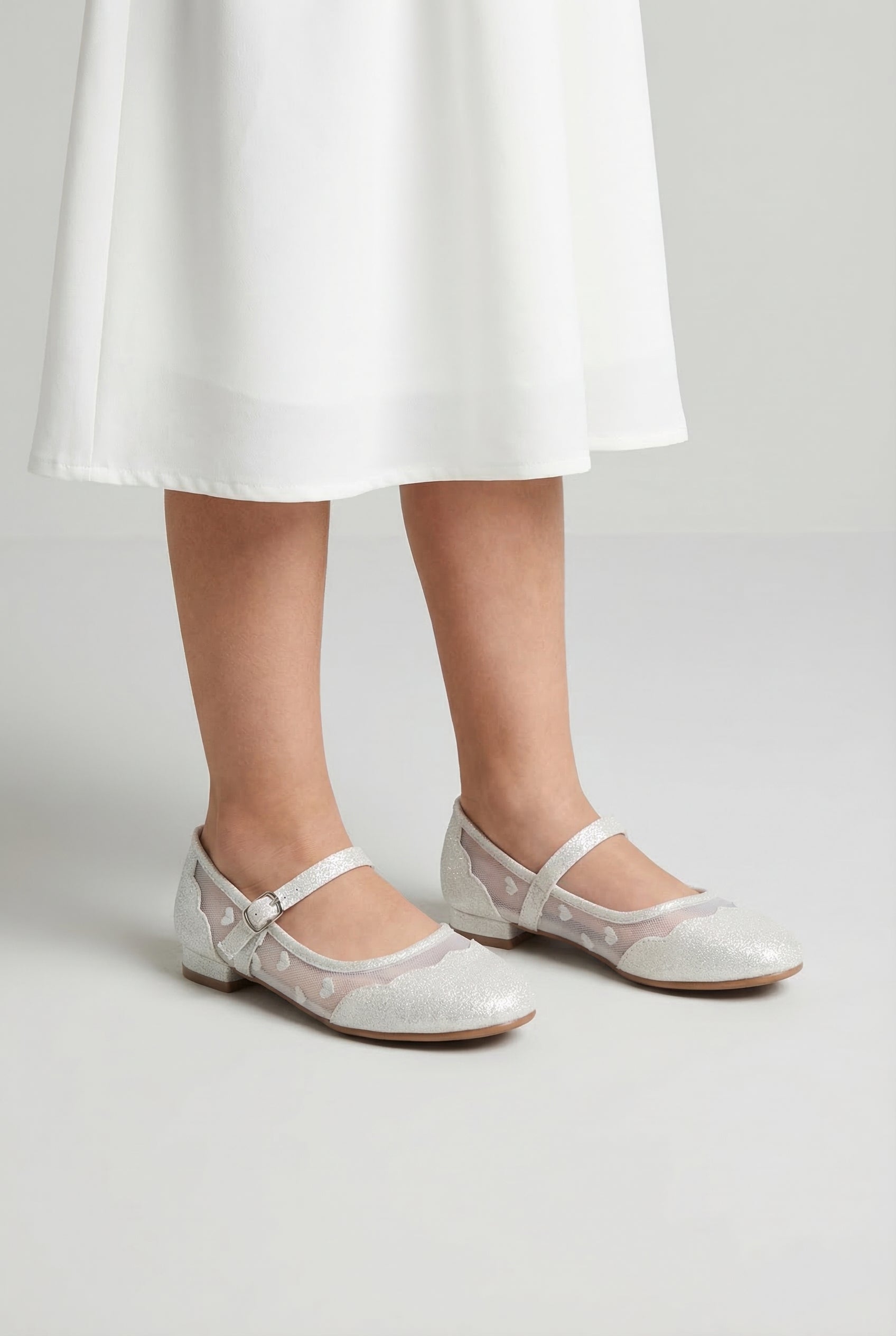 Girls Heart Mesh Mary Jane Flat Shoes - Julianna Off White Model Picture