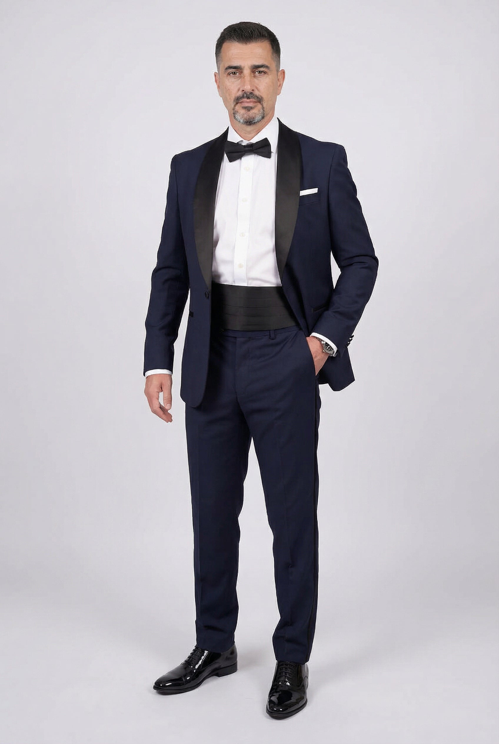 Men’s 4-Piece Shawl Lapel Tuxedo Suit - William - Navy Model Front Picture