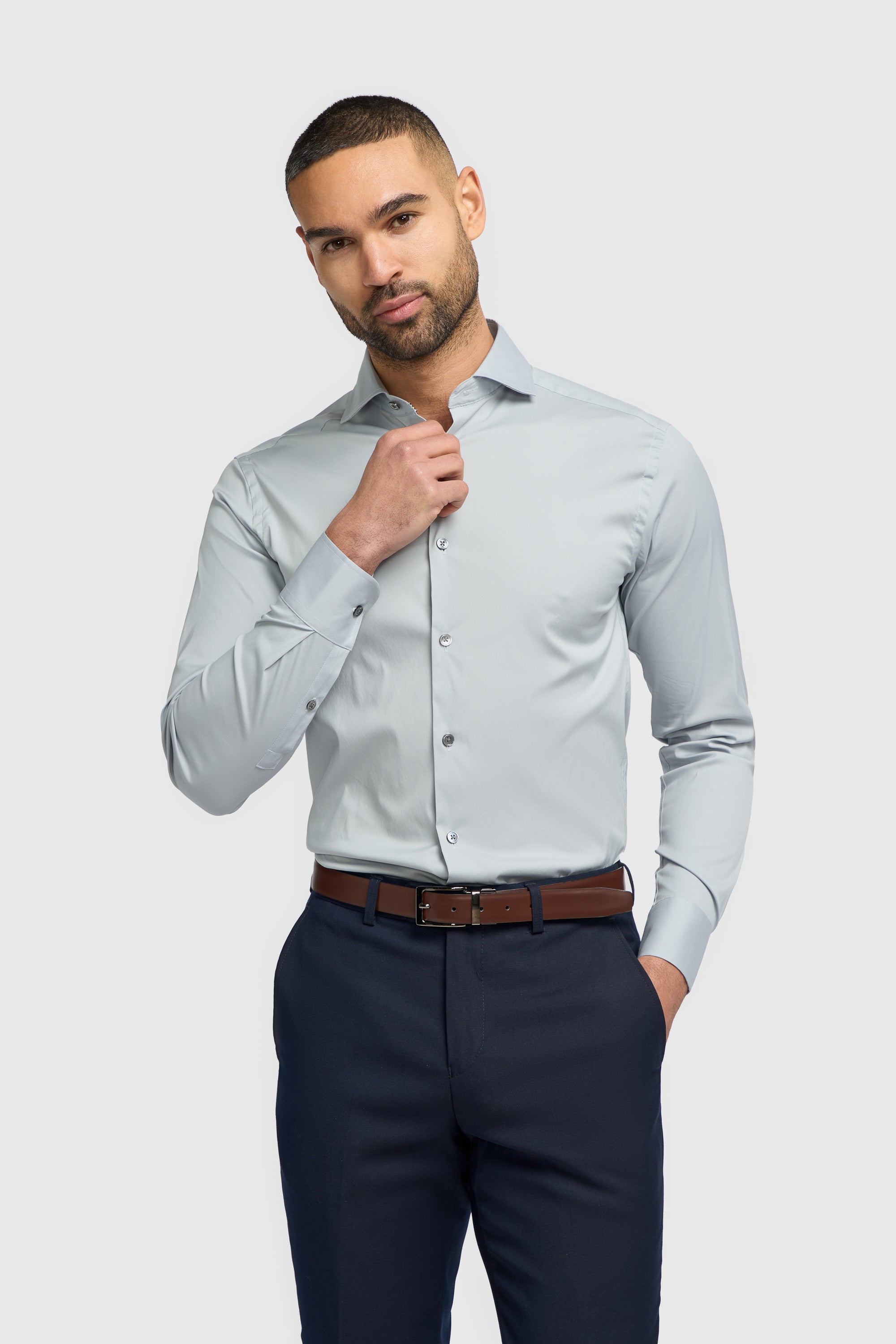 Men's Cotton Blend Slim Fit Dress Shirt - MONACO - Ice Blue Model Picture