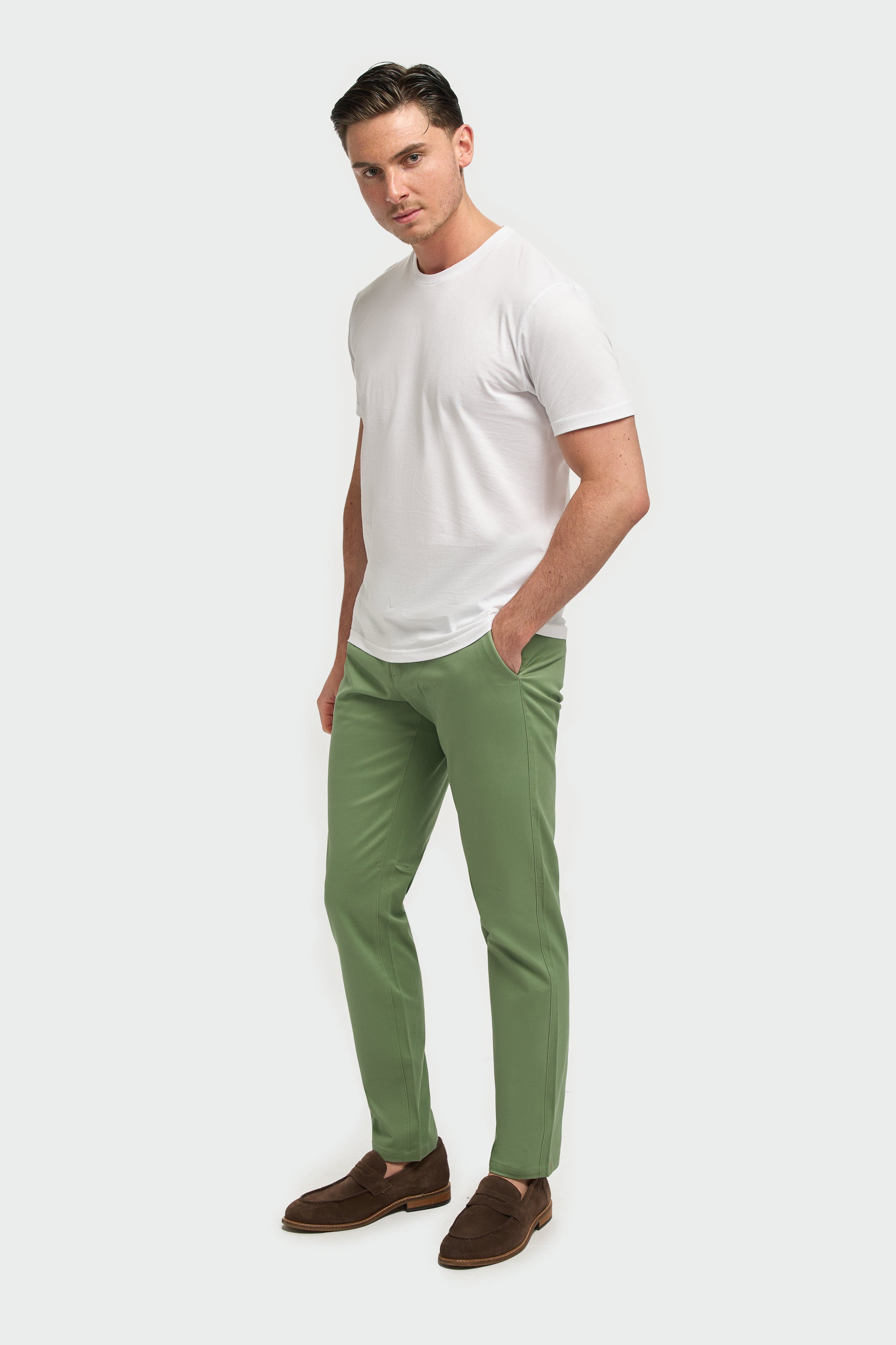 Men's Cotton Chino Trousers - DAKOTA - Jade Model Picture