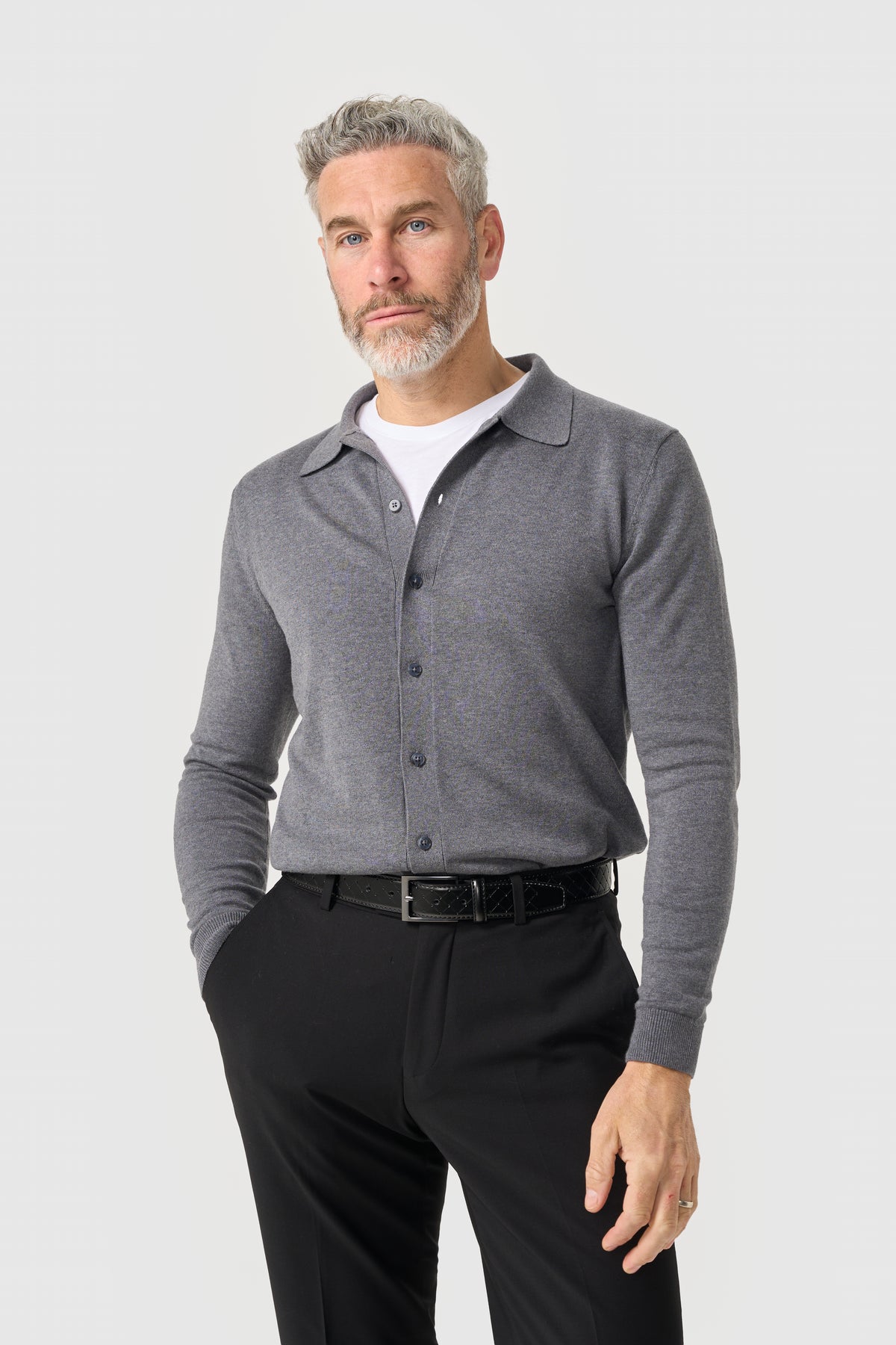 Men's Cotton Collared Button-Up Cardigan – Cavani Roselli Grey Model Picture
