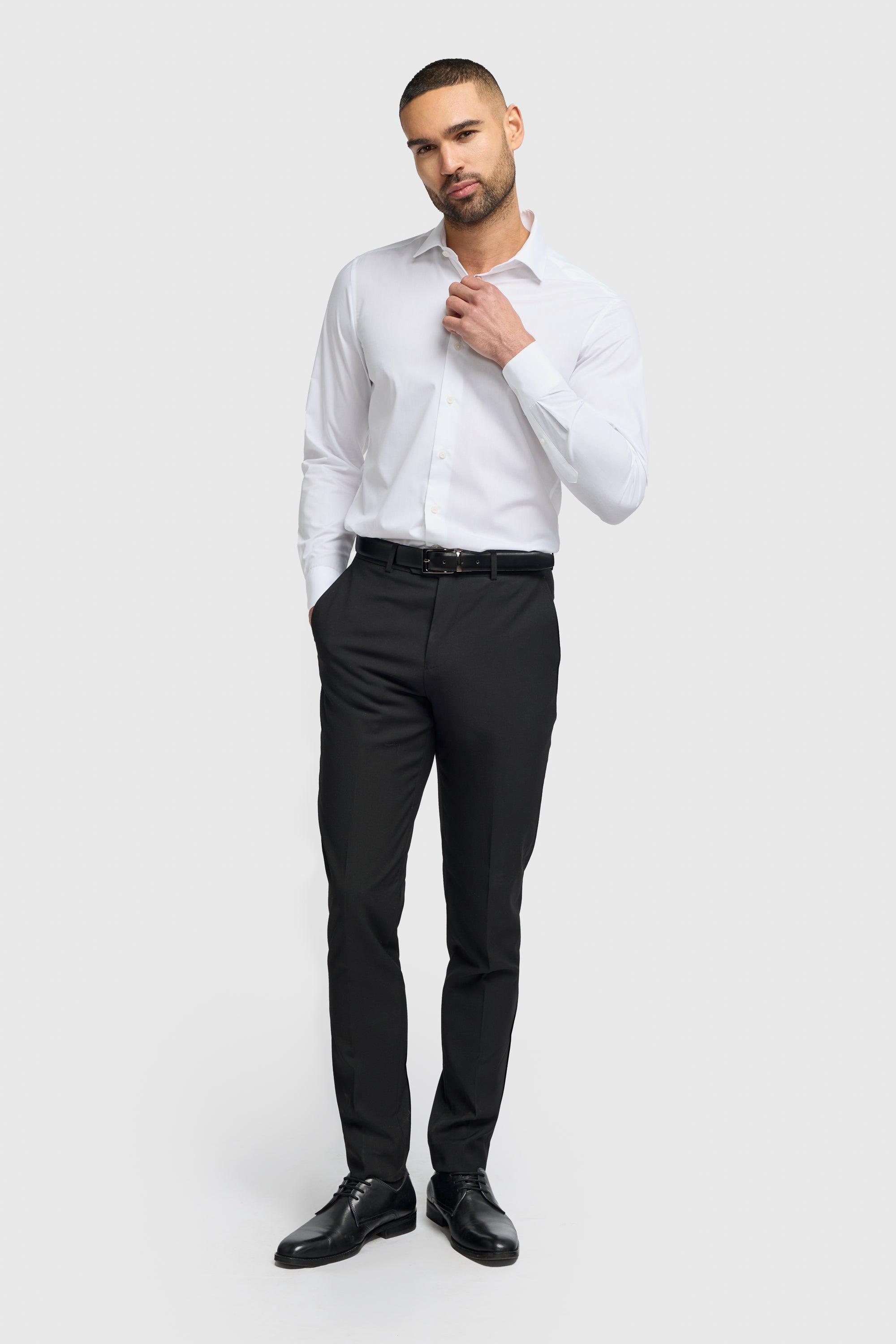 Men's Cotton Long Sleeve Tailored Fit Shirt - MIATTI - White Model Front Picture