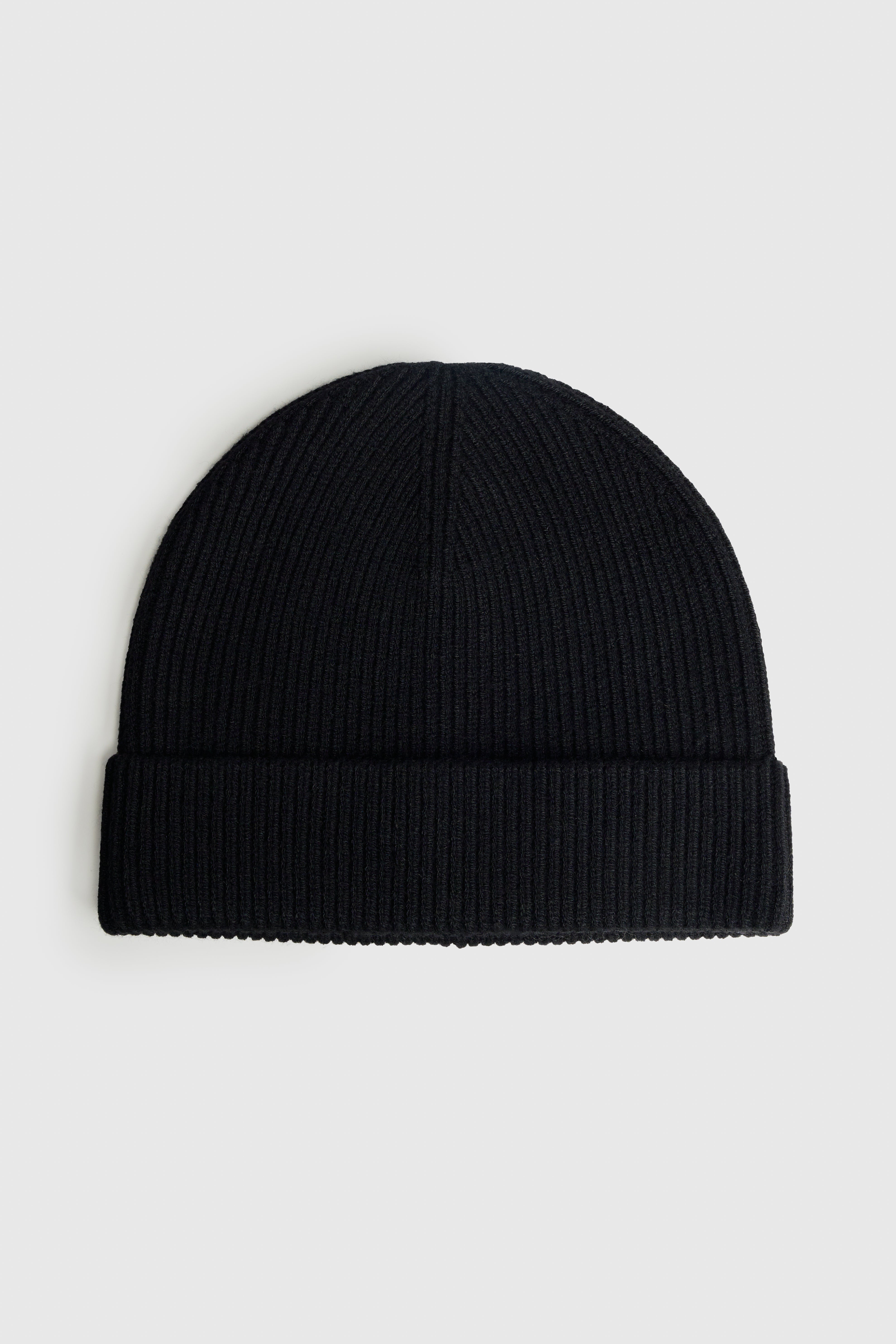 Men’s Rib Knit Cuffed Beanie Hat - Black
