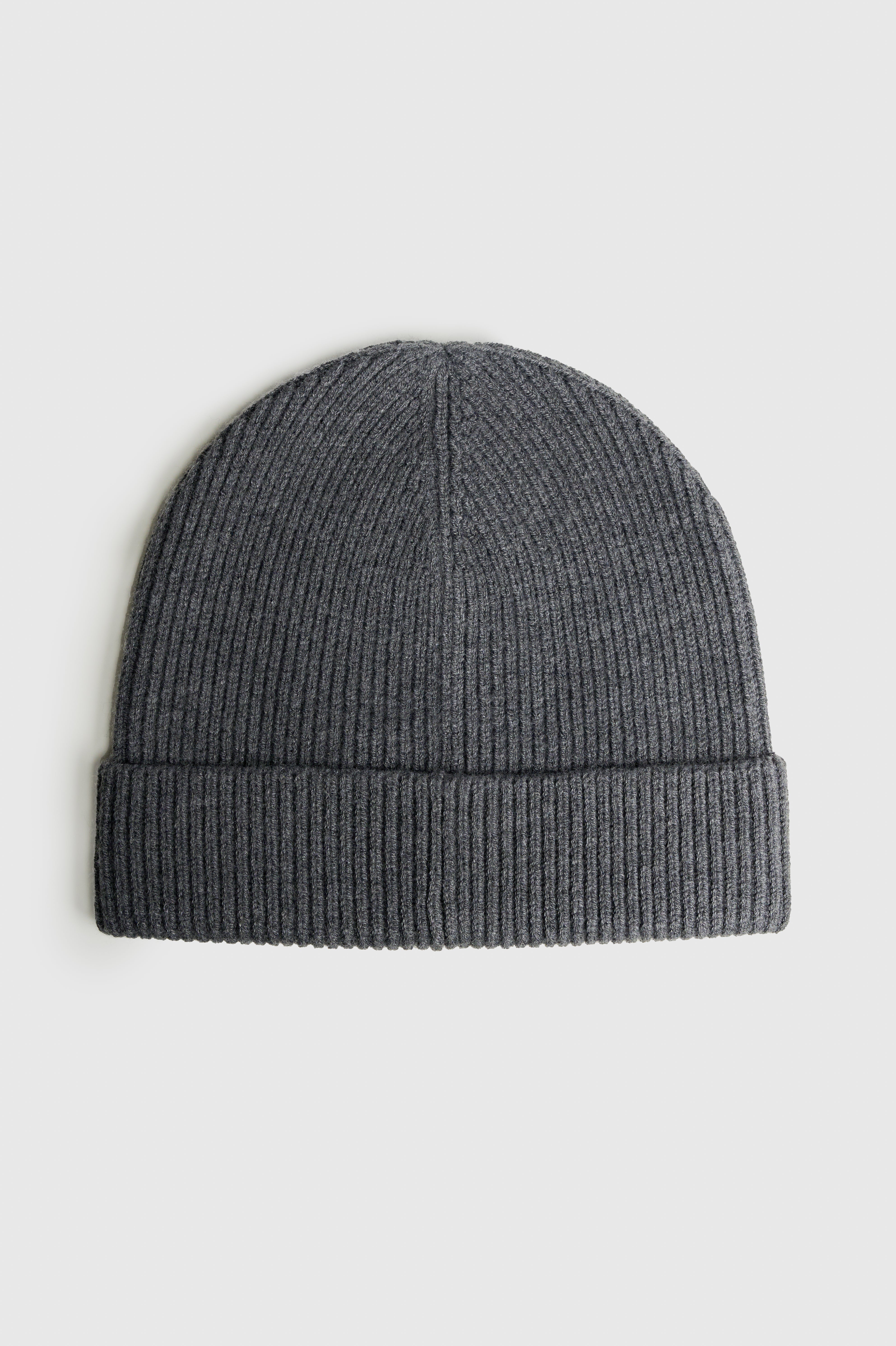 Men’s Rib Knit Cuffed Beanie Hat - Grey
