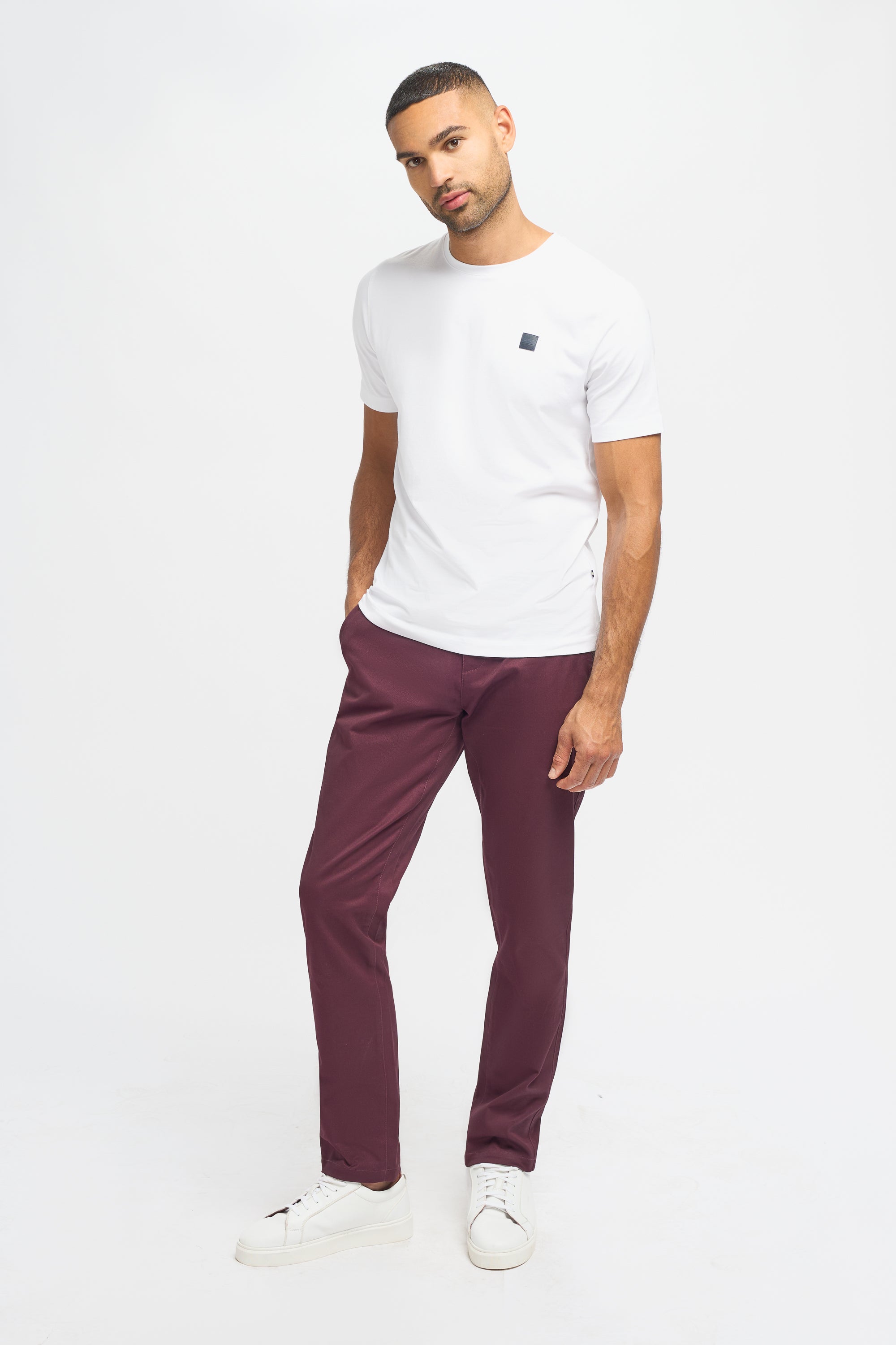 Men's Twill Dakota Chino Trousers - Wine