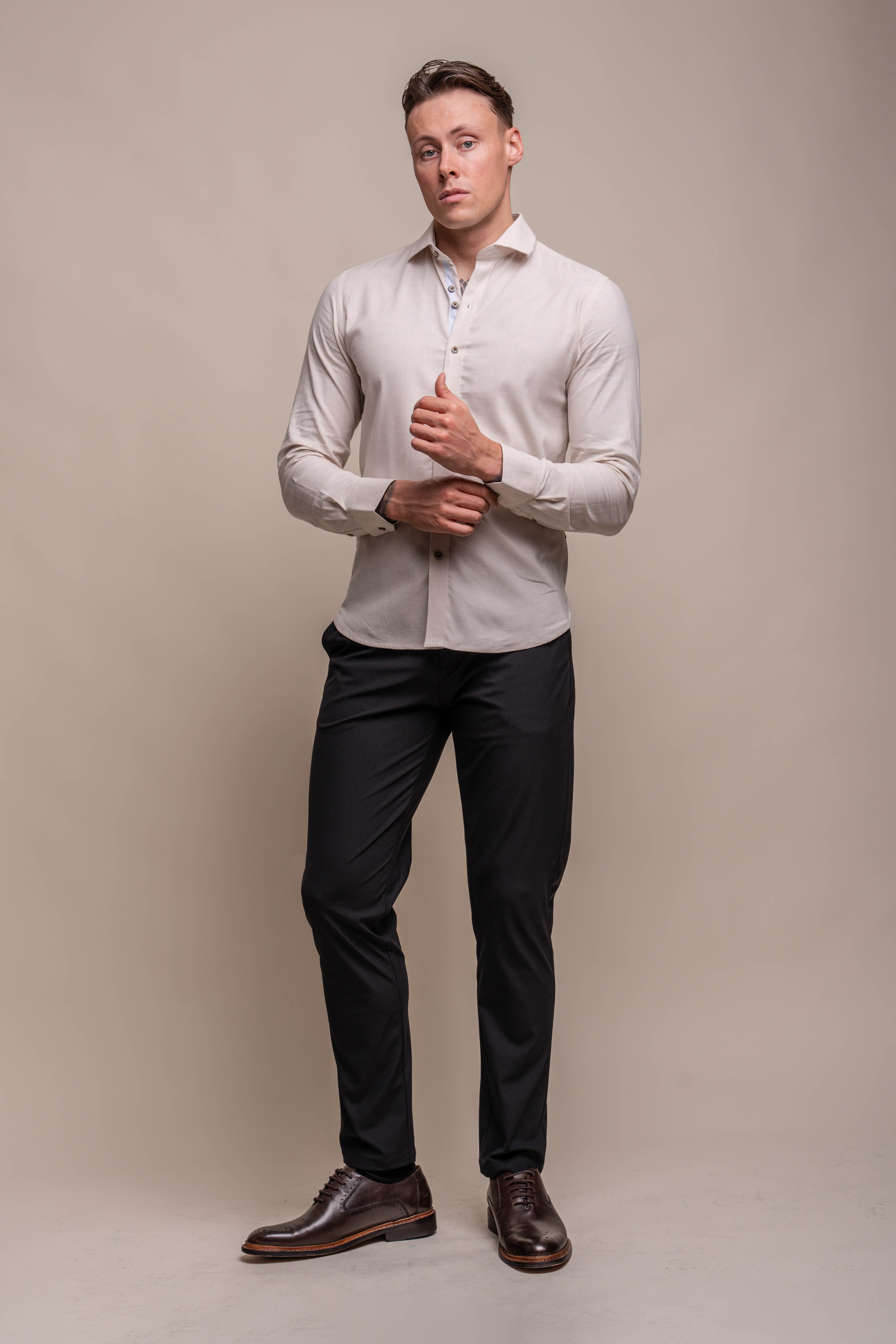 Men's Long Sleeves Linen Shirt - JORDI - Sand beige Model Front Picture
