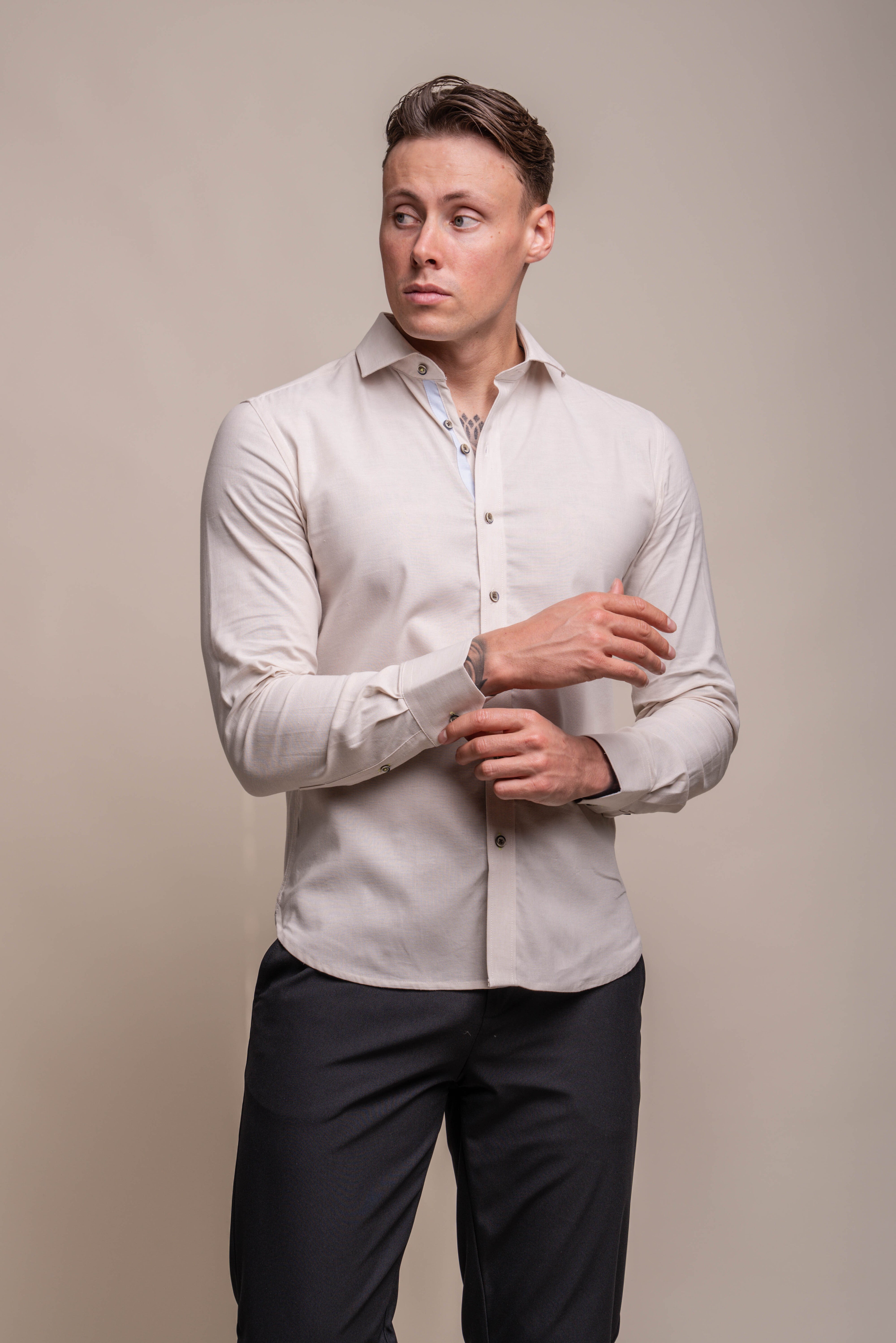 Men's Long Sleeves Linen Shirt - JORDI - Sand beige Model Picture