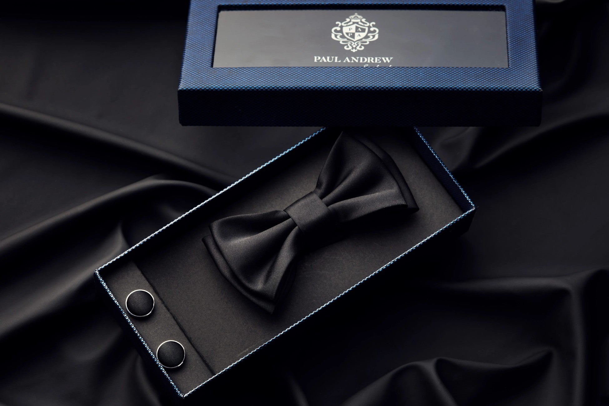 Men's Black Bow Tie & Cufflinks Set