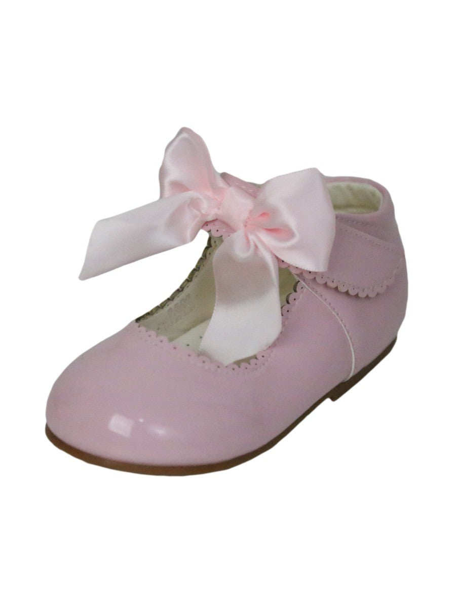 Girls Scalloped Trim Patent Flat Mary Jane Shoes - Pink