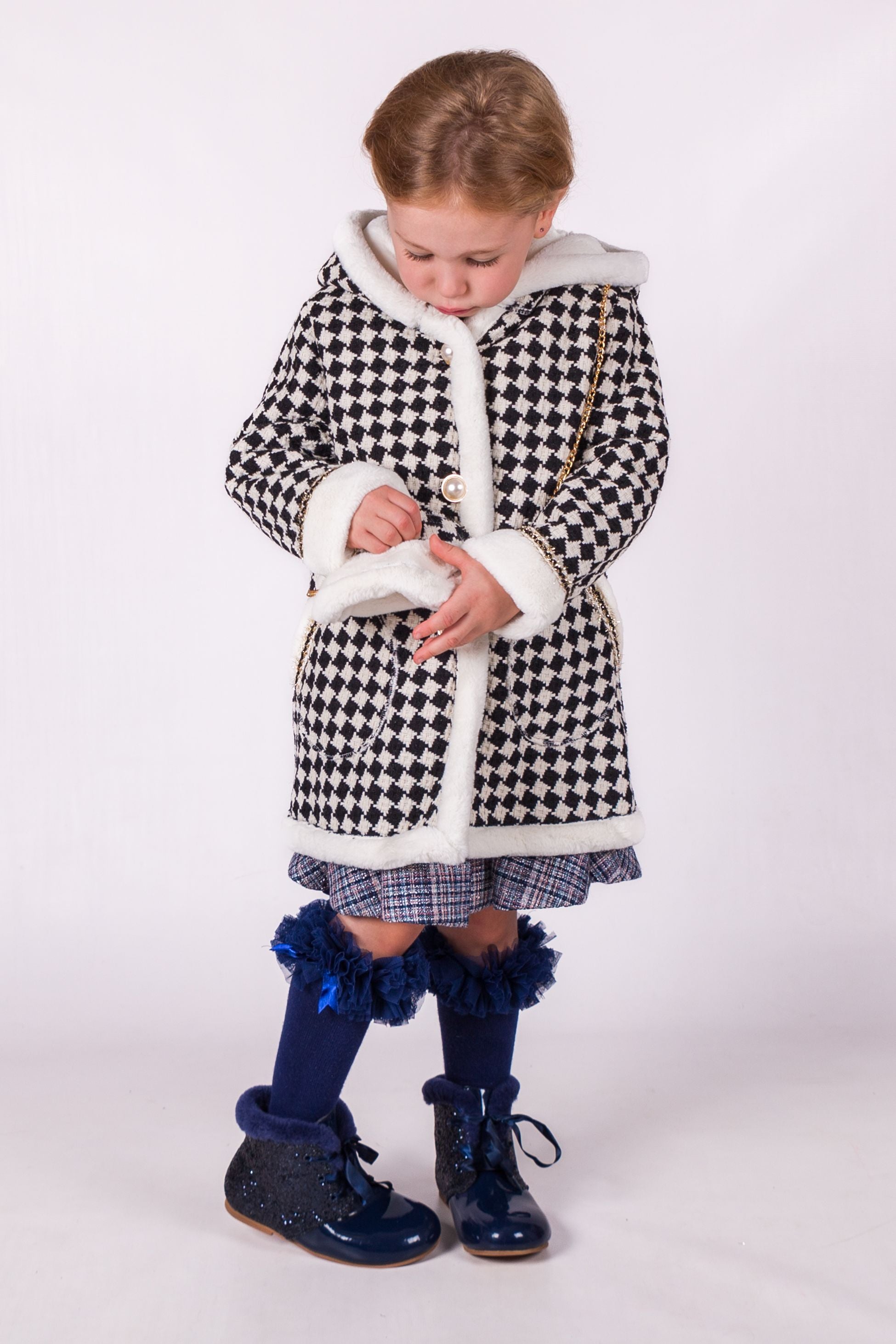 Girls' Cream & Black Hooded Houndstooth Coat & Handbag - Cream and Black