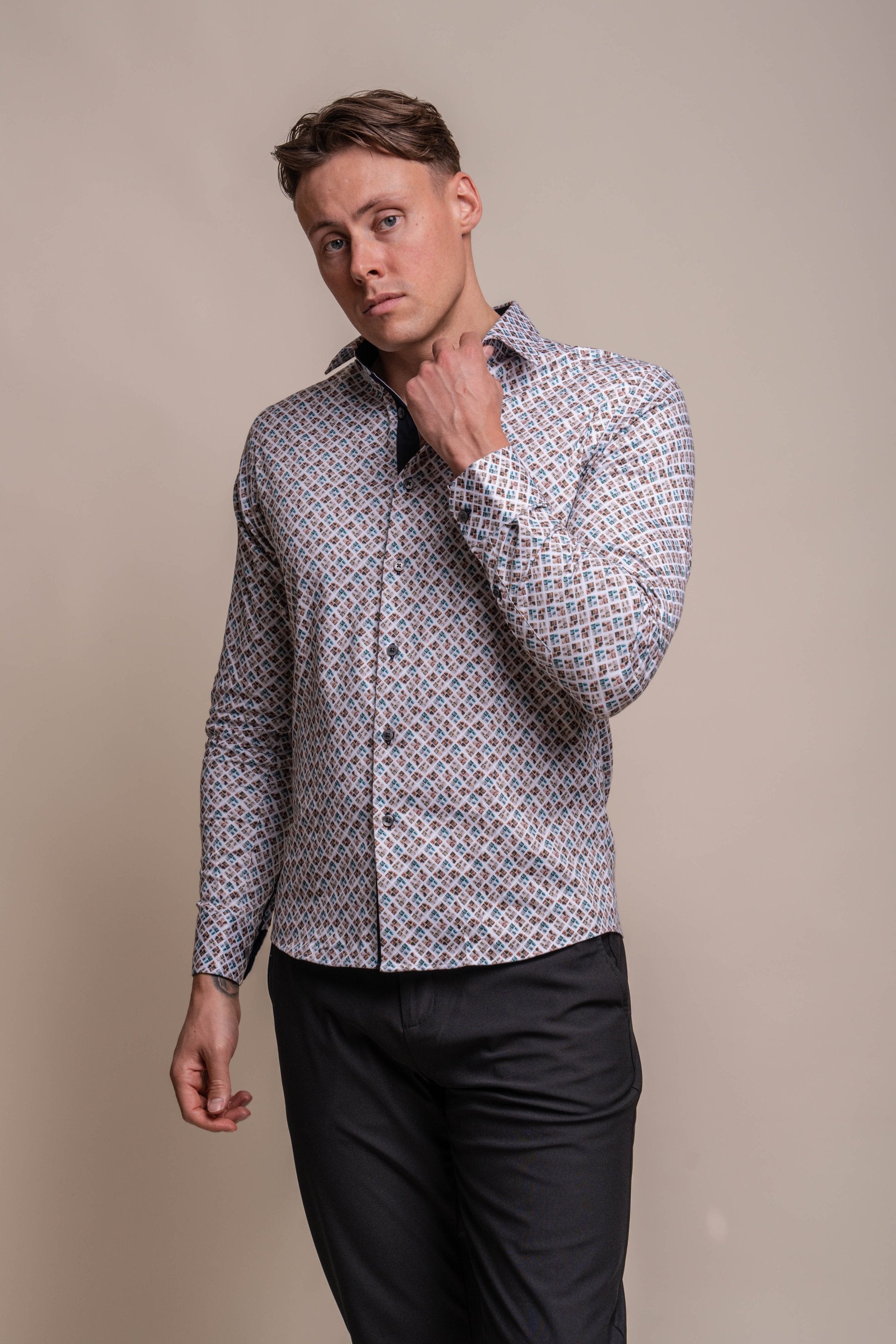 Men's Slim Fit Long Sleeve Cotton Square Print Shirt