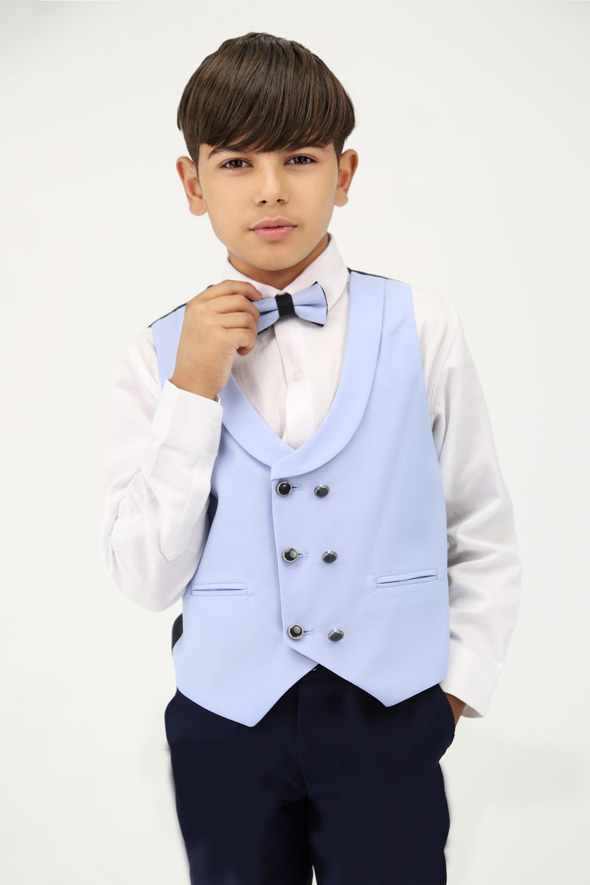 Boys Light Blue 6 PC Suit Set with Black Contrast Lapels - Blue