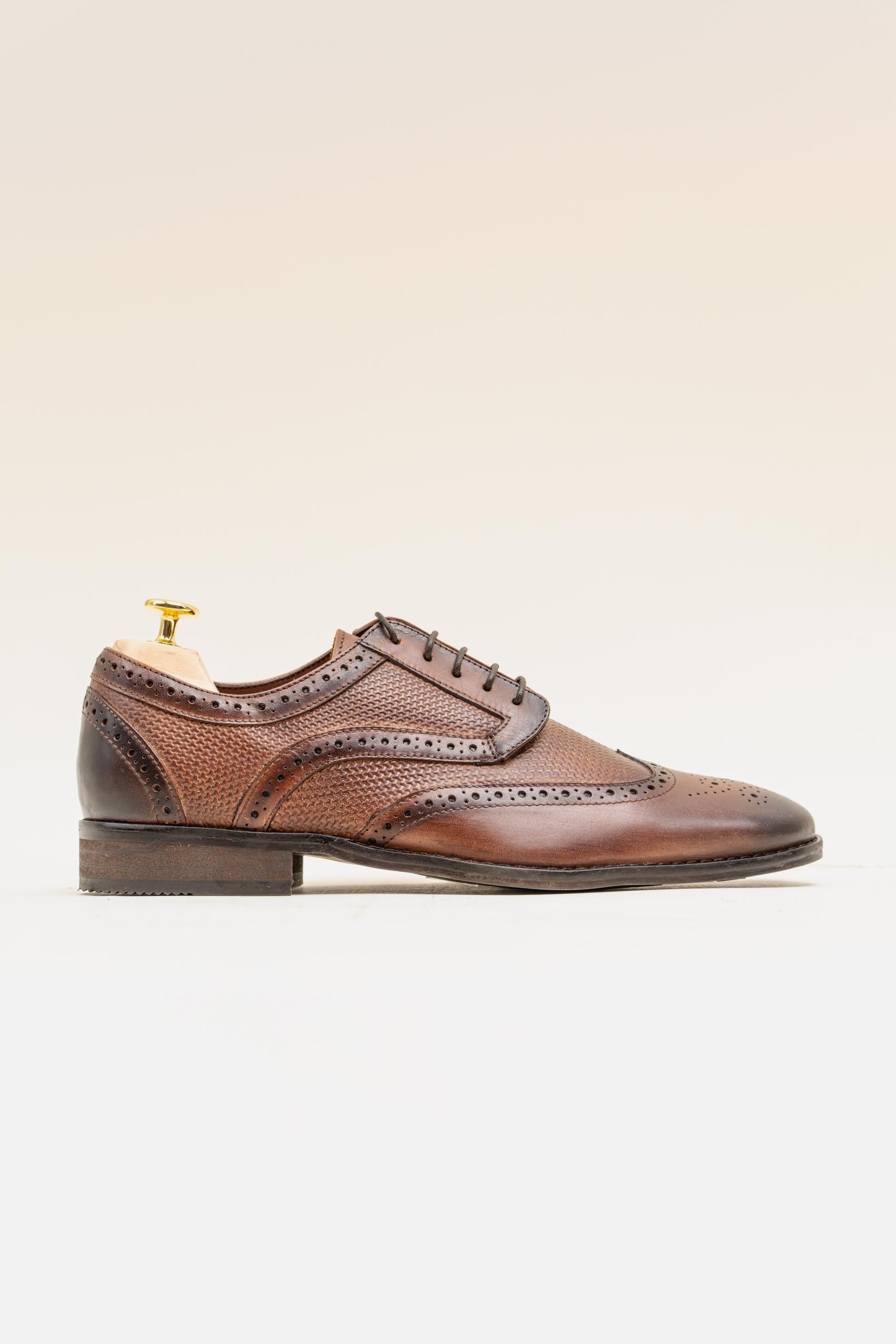 Men's Genuine Leather Wingtip Brogue Shoes - ORLEANS - Brown